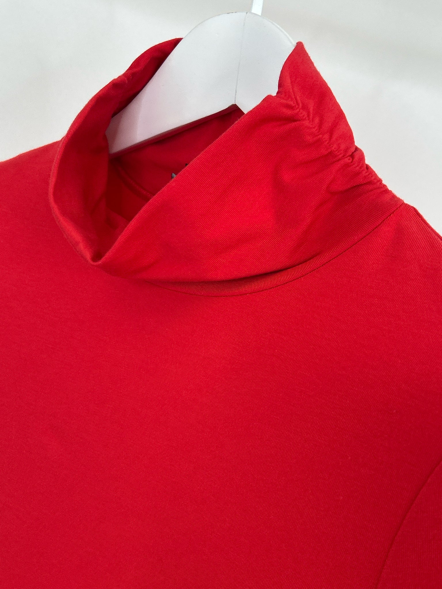 OLIVIA BY HABITAT CLOTHES Size S Red Women Turtleneck NWT