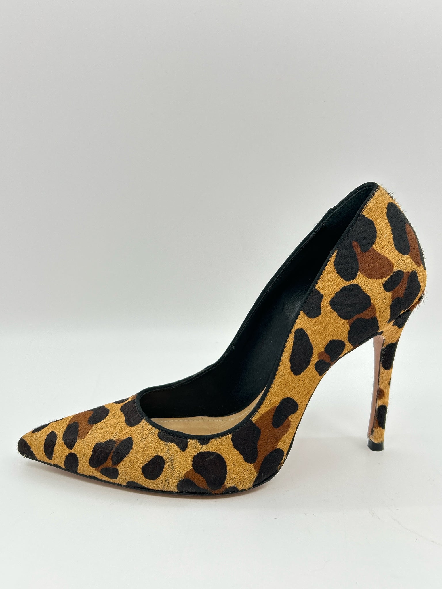 SCHUTZ Size 7.5B Animal Print Women Pumps