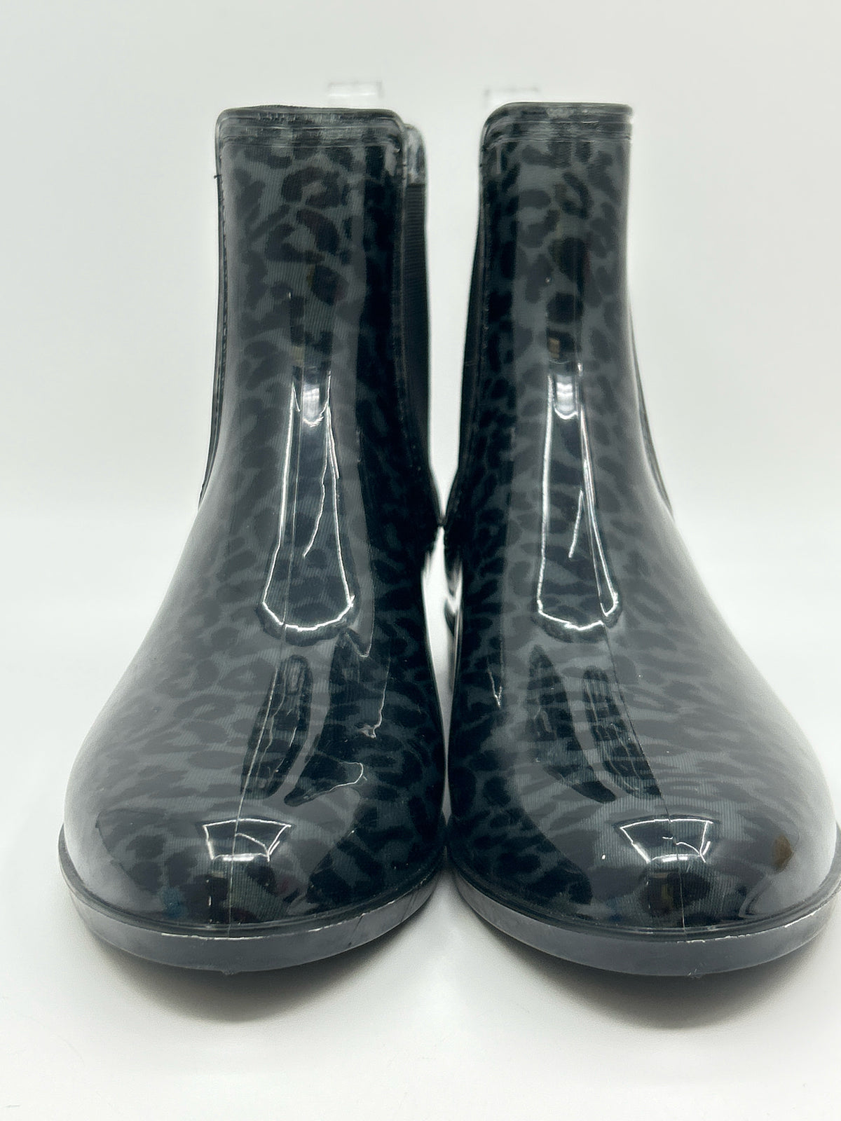 INC Size 8M Black & Grey Women Rainboots