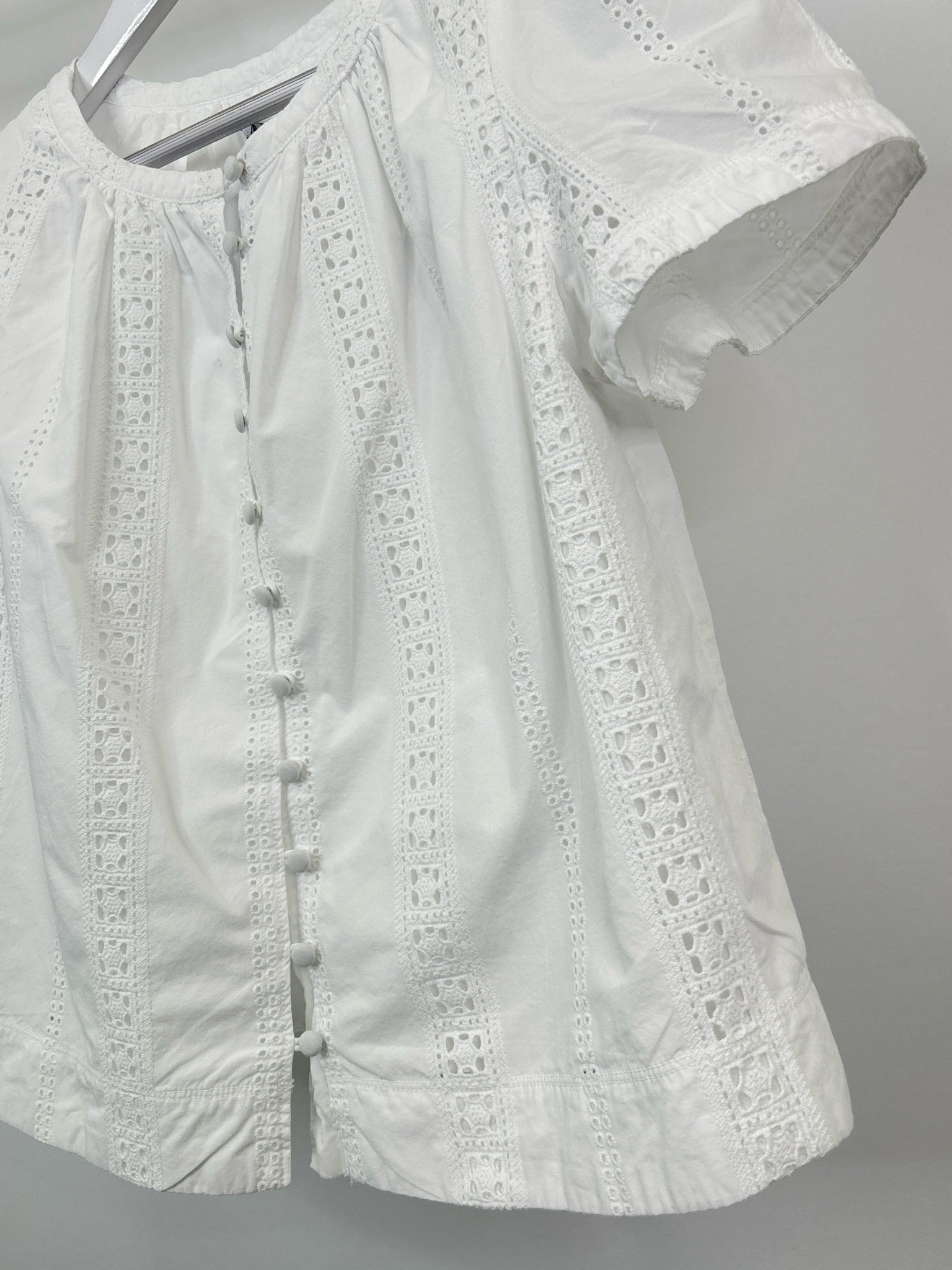 LAKE Size M White Women 2-Piece w/shorts