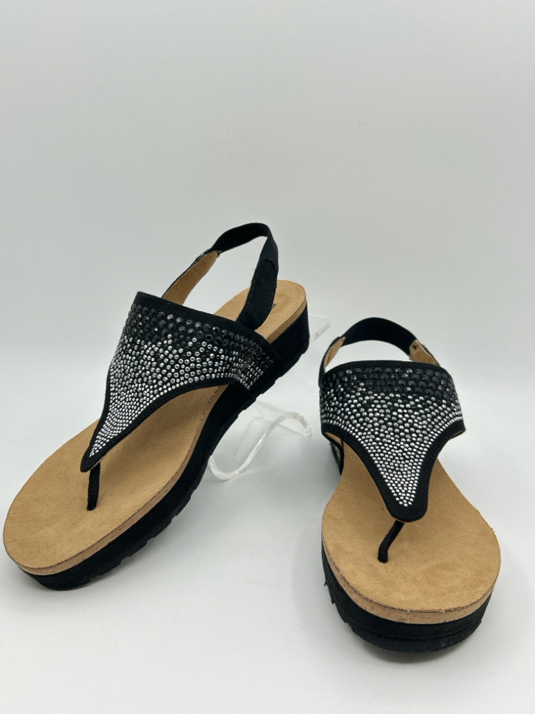 WHITE MOUNTAIN Size 10M Black Sandal