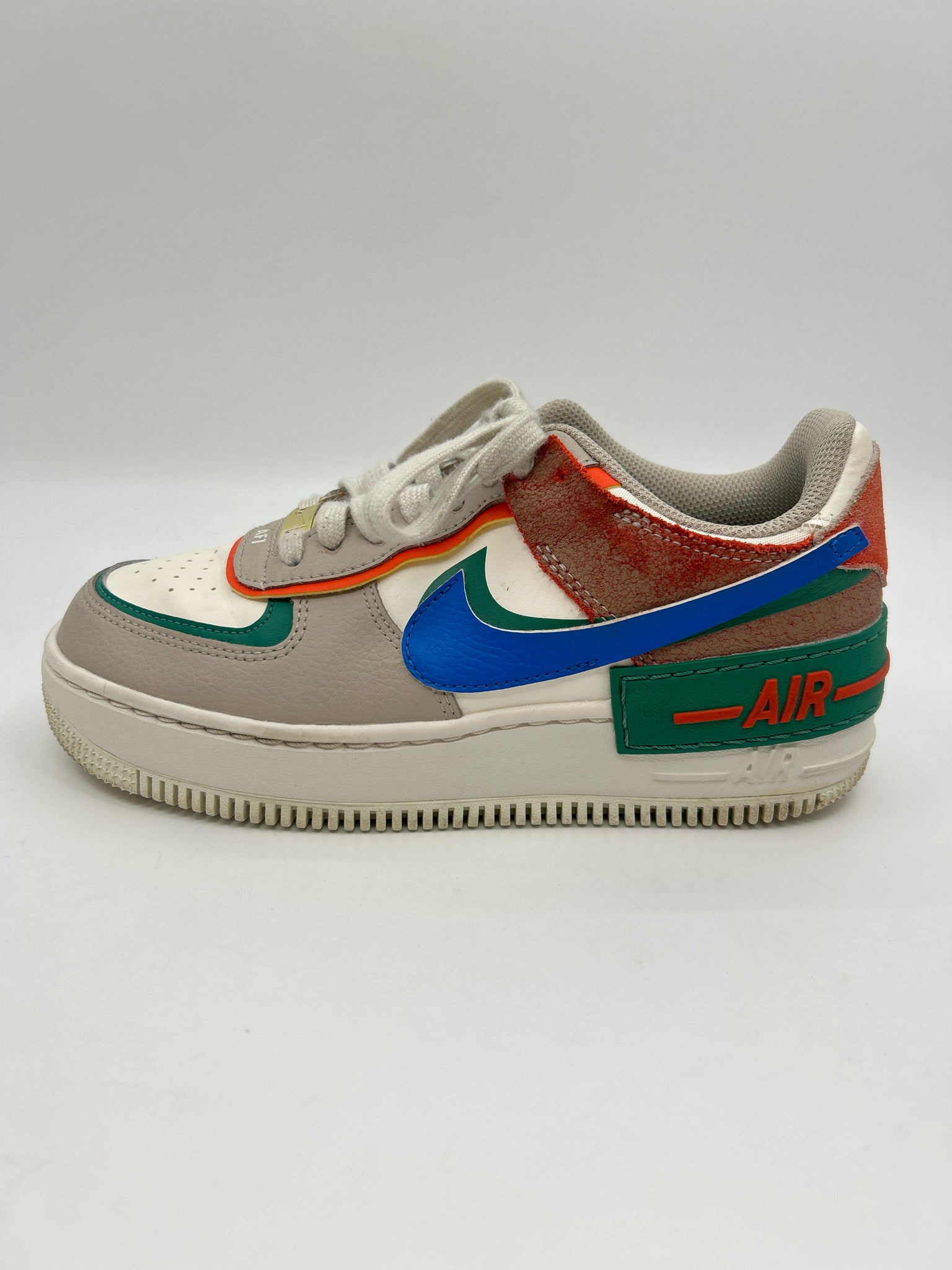 NIKE Size 7 Multi-Color Women Sneakers
