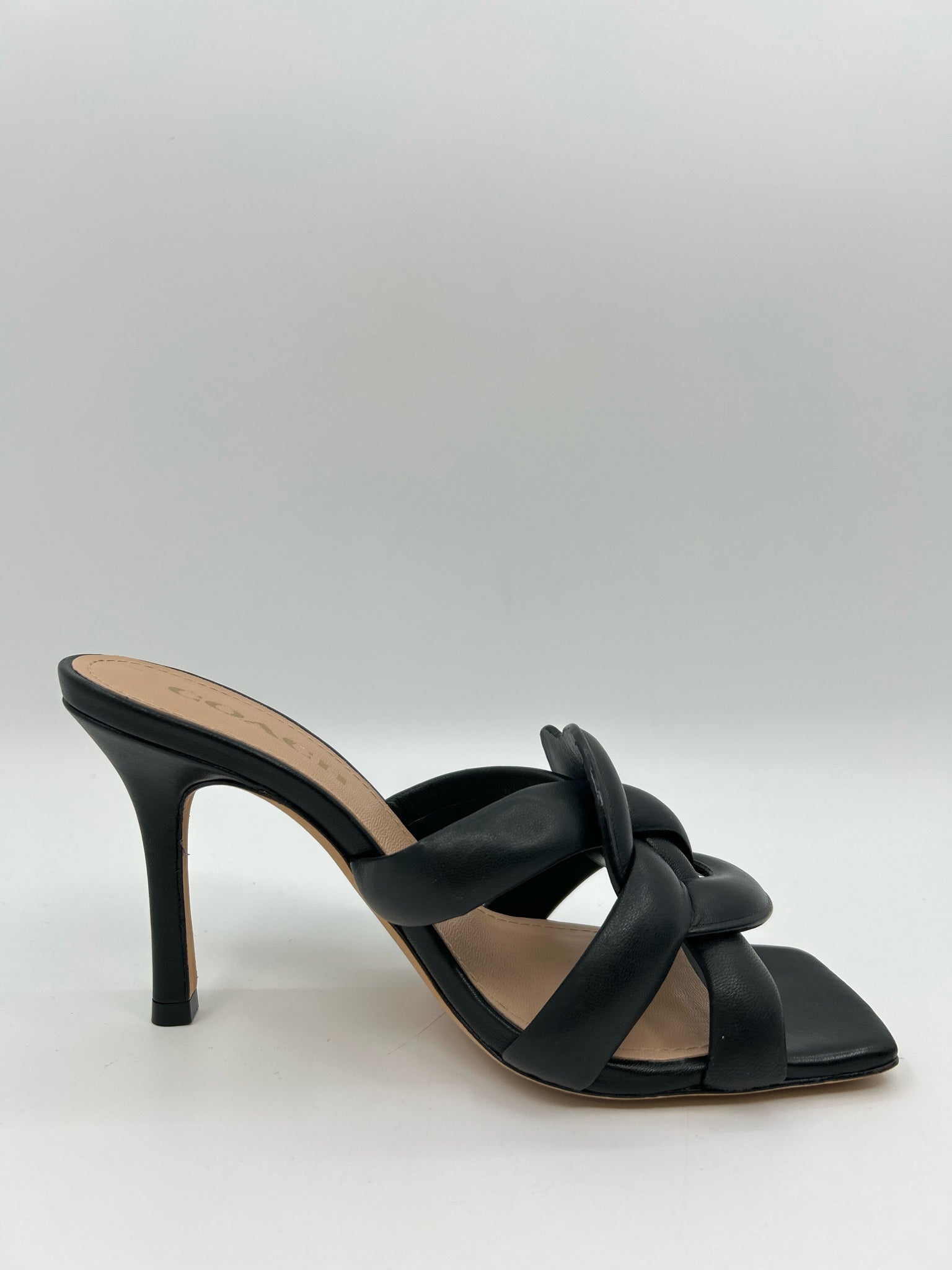 COACH Size 7.5B Black Women Sandal