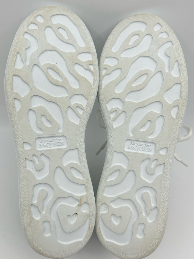 ALEXANDER MCQUEEN Women EU Size 39 White & Black Sneakers