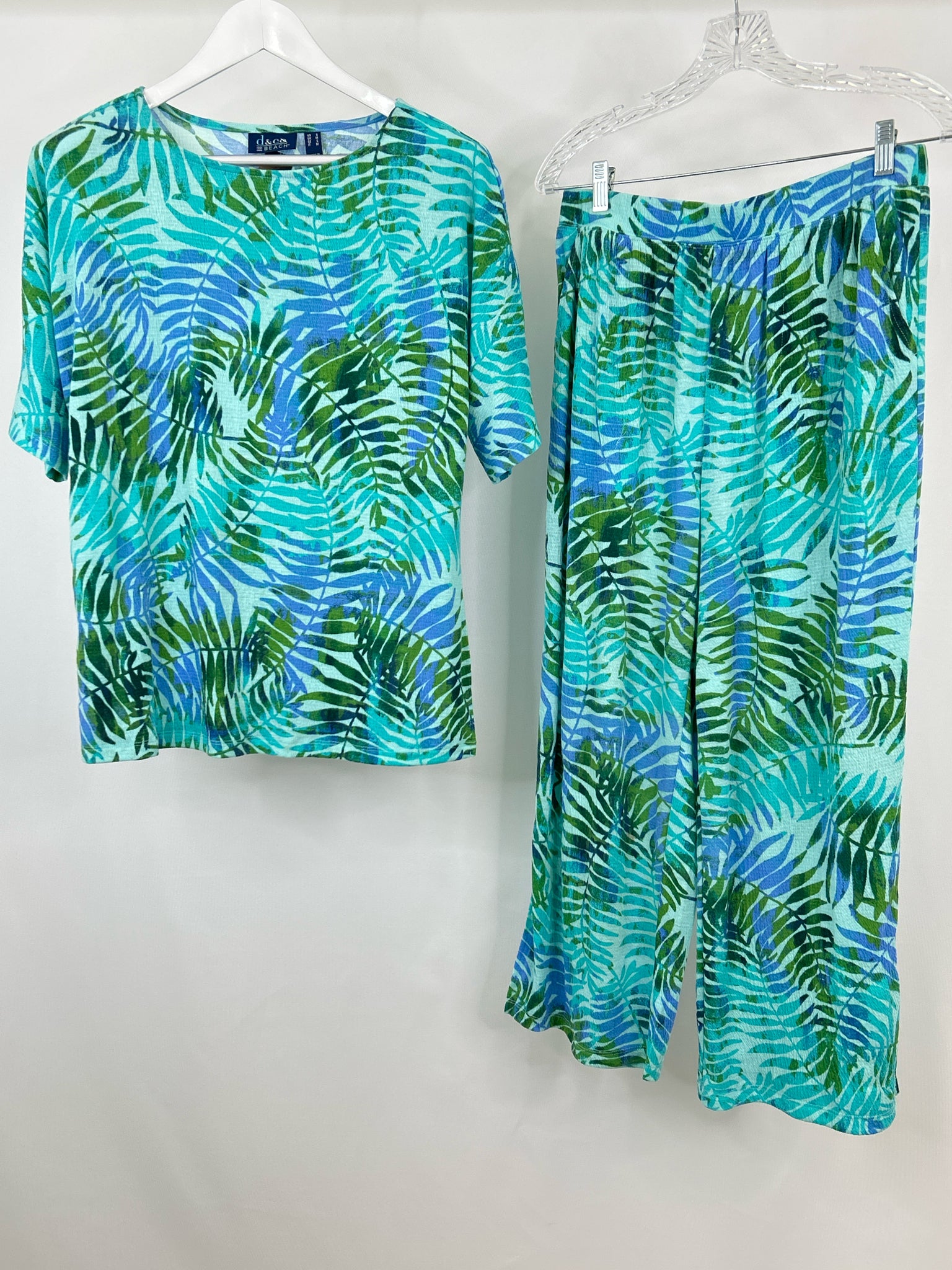 D&CO Size S TEAL AND BLUE Women 2-piece Set