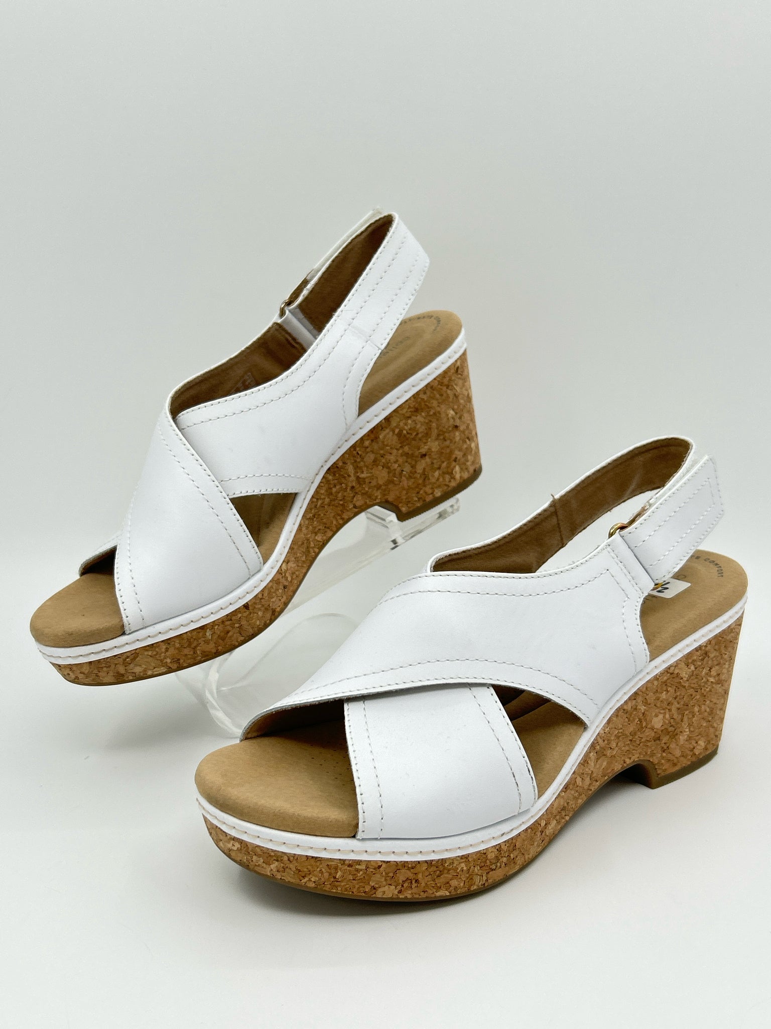 CLARKS Size 9.5 White & Brown Women Sandal