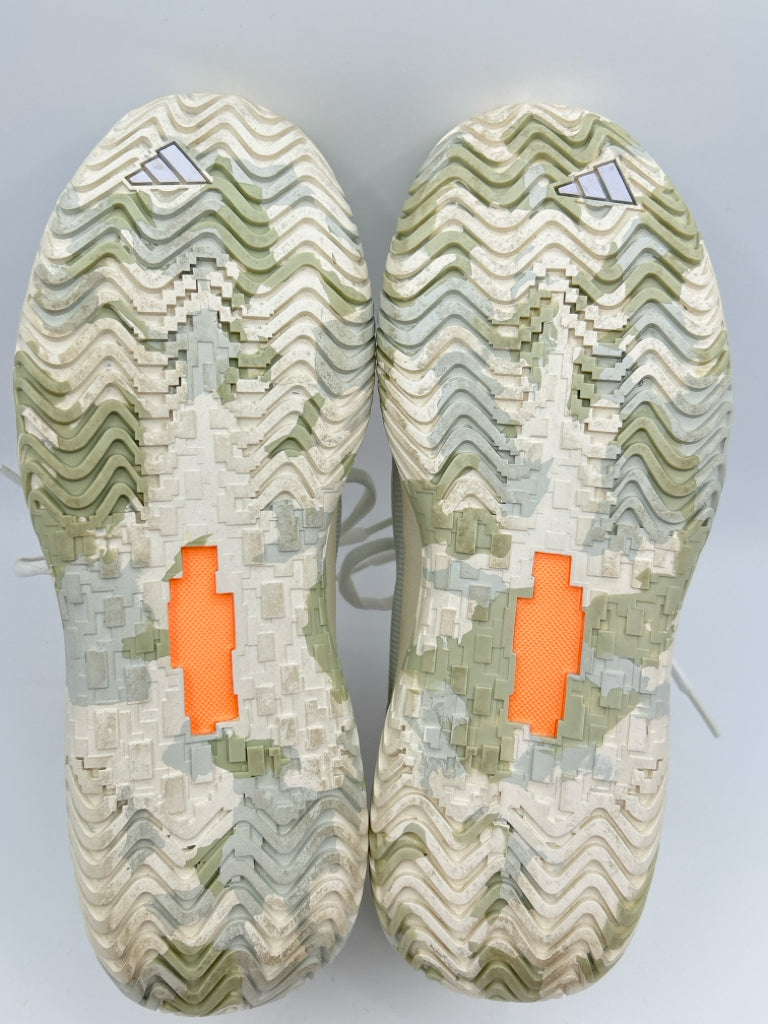 ADIDAS Size 10M White Print Women's Sneakers