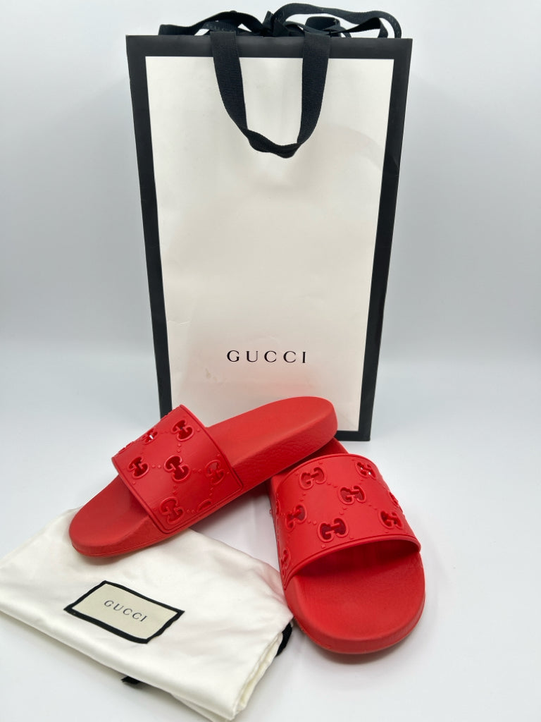 GUCCI Women Size 7 Red Sandal