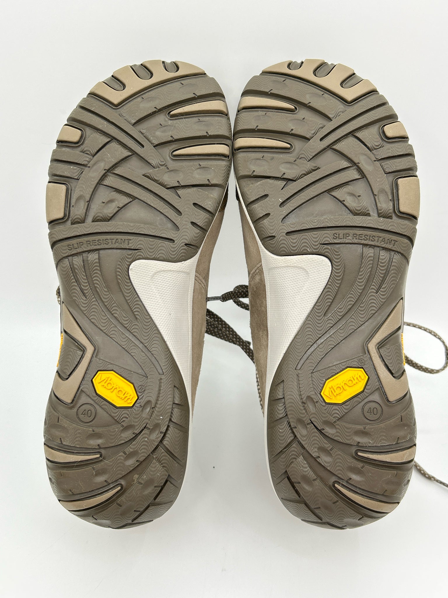 DANSKO Size 40 Taupe Women Sneakers