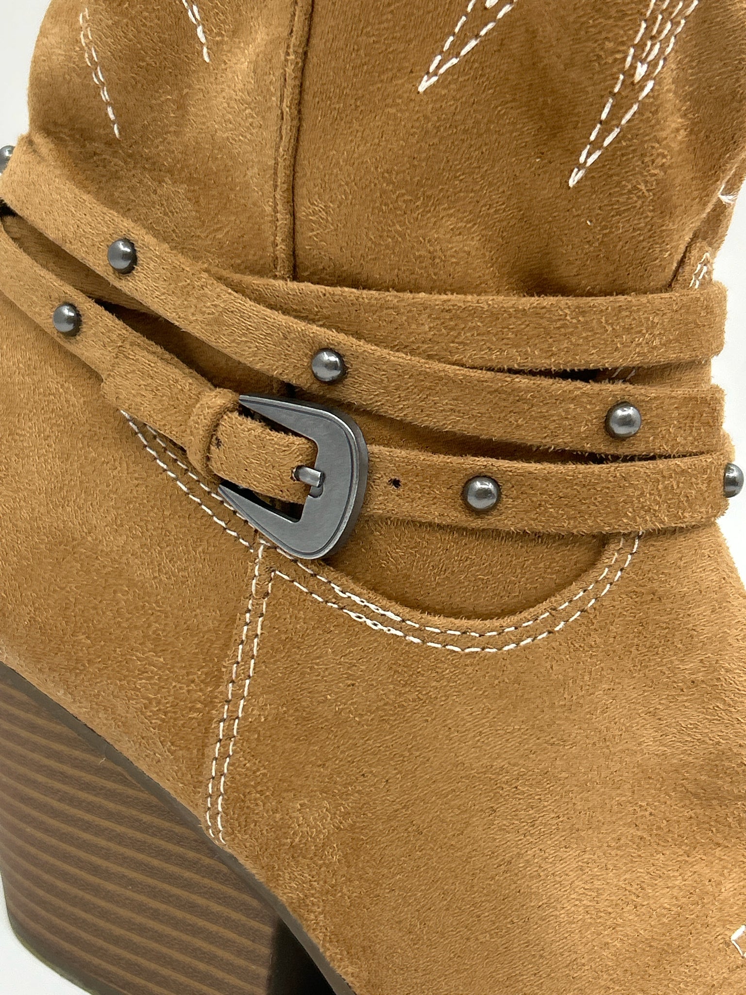 INDIGO RD Size 8.5M Camel Women Boots