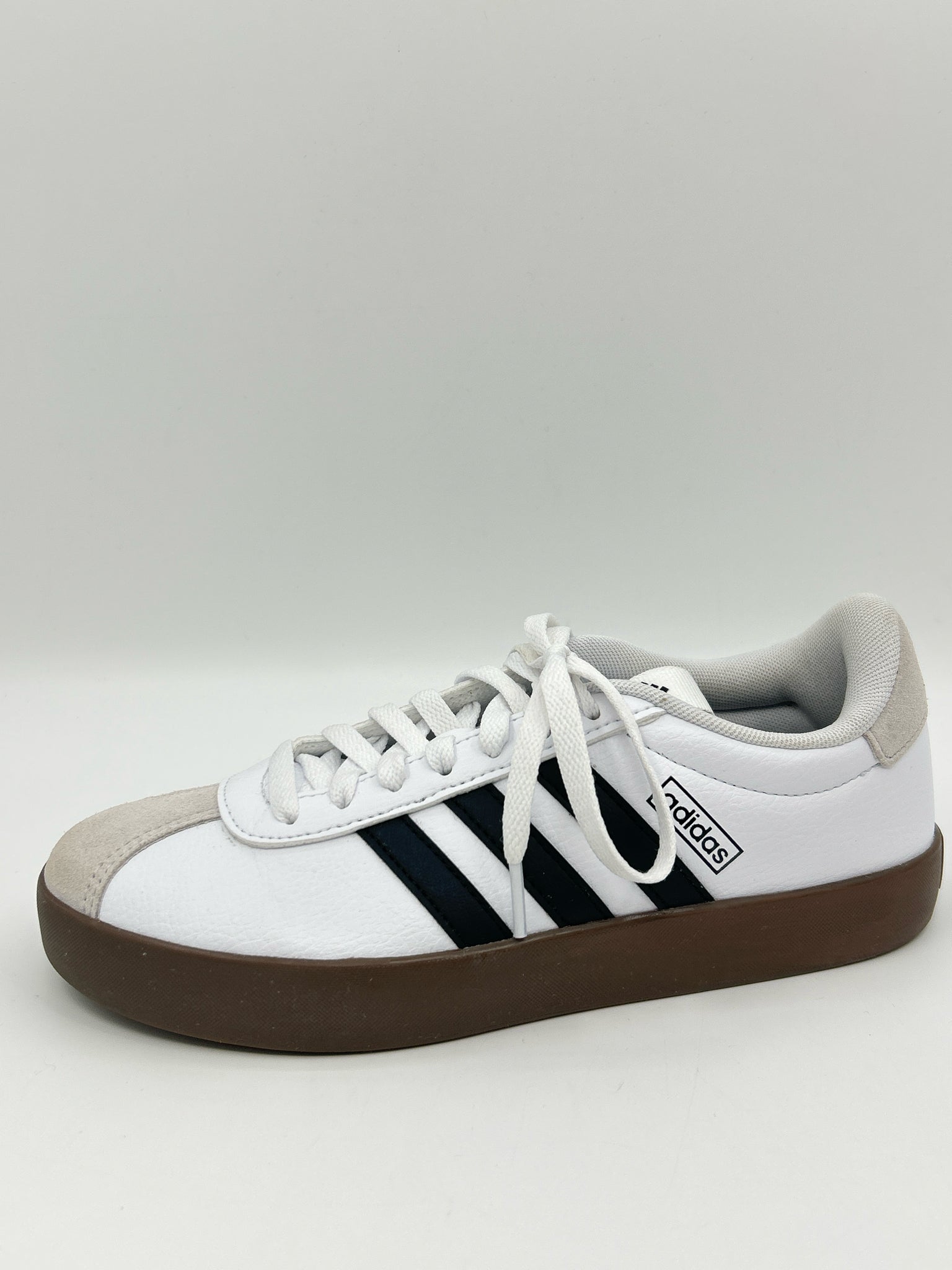 ADIDAS Size 7 White Women Sneakers