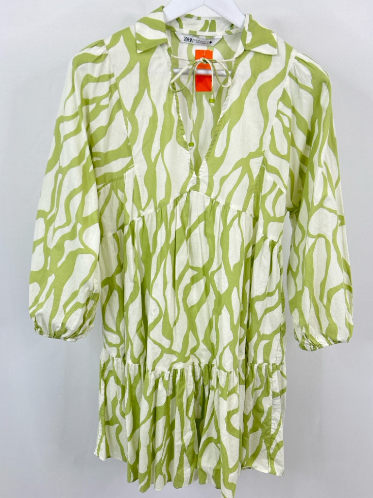 ZARA Size M Green Print Dress