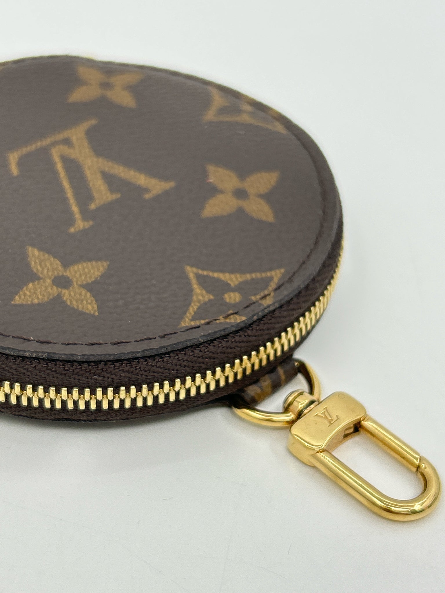 LOUIS VUITTON BROWN MONOGRAM Key Chain