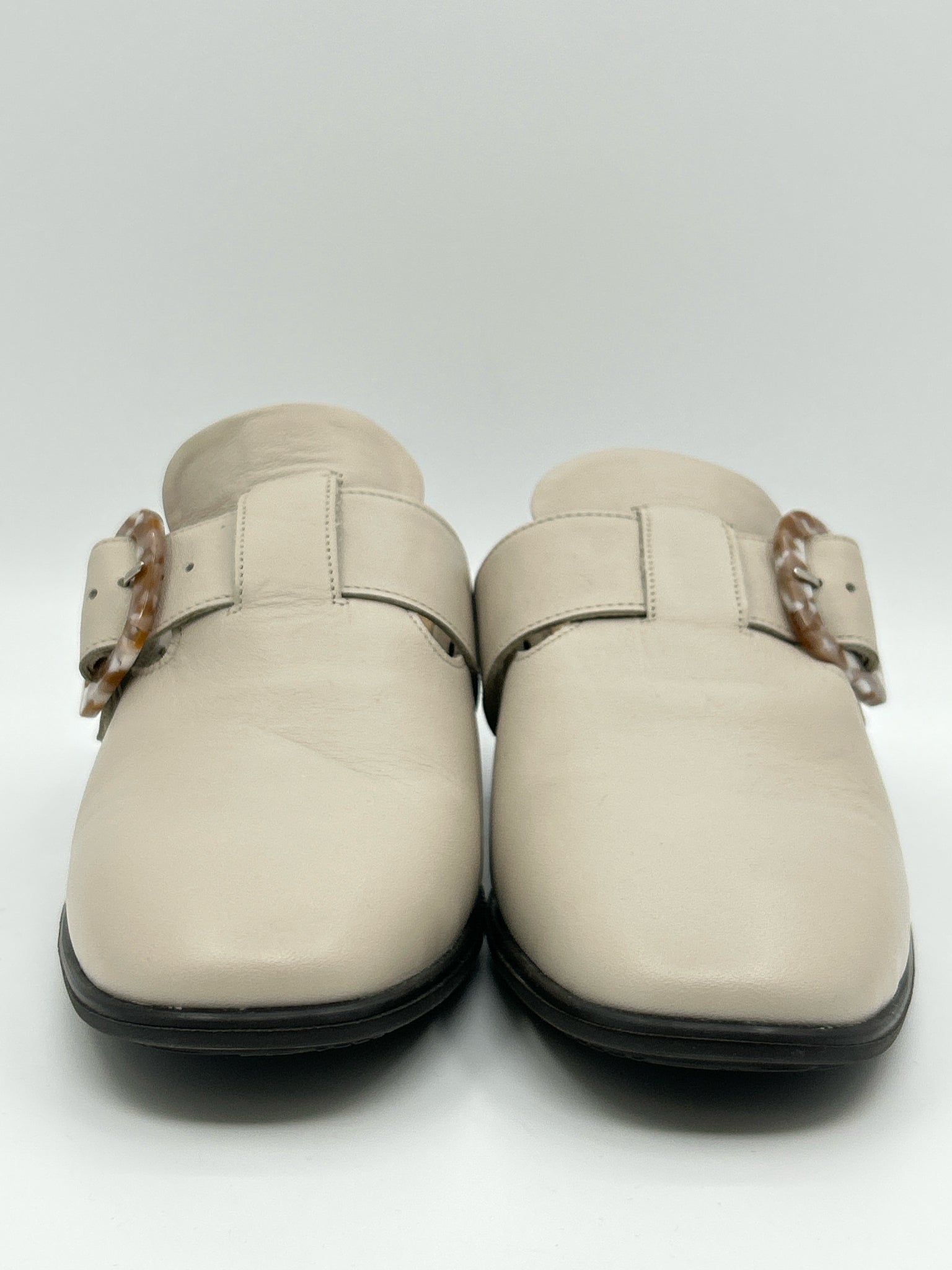 NAOT Size 39 BONE Women Shoes