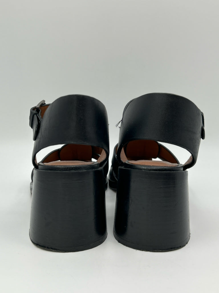 ZARA Women Size 38 Black Sandal