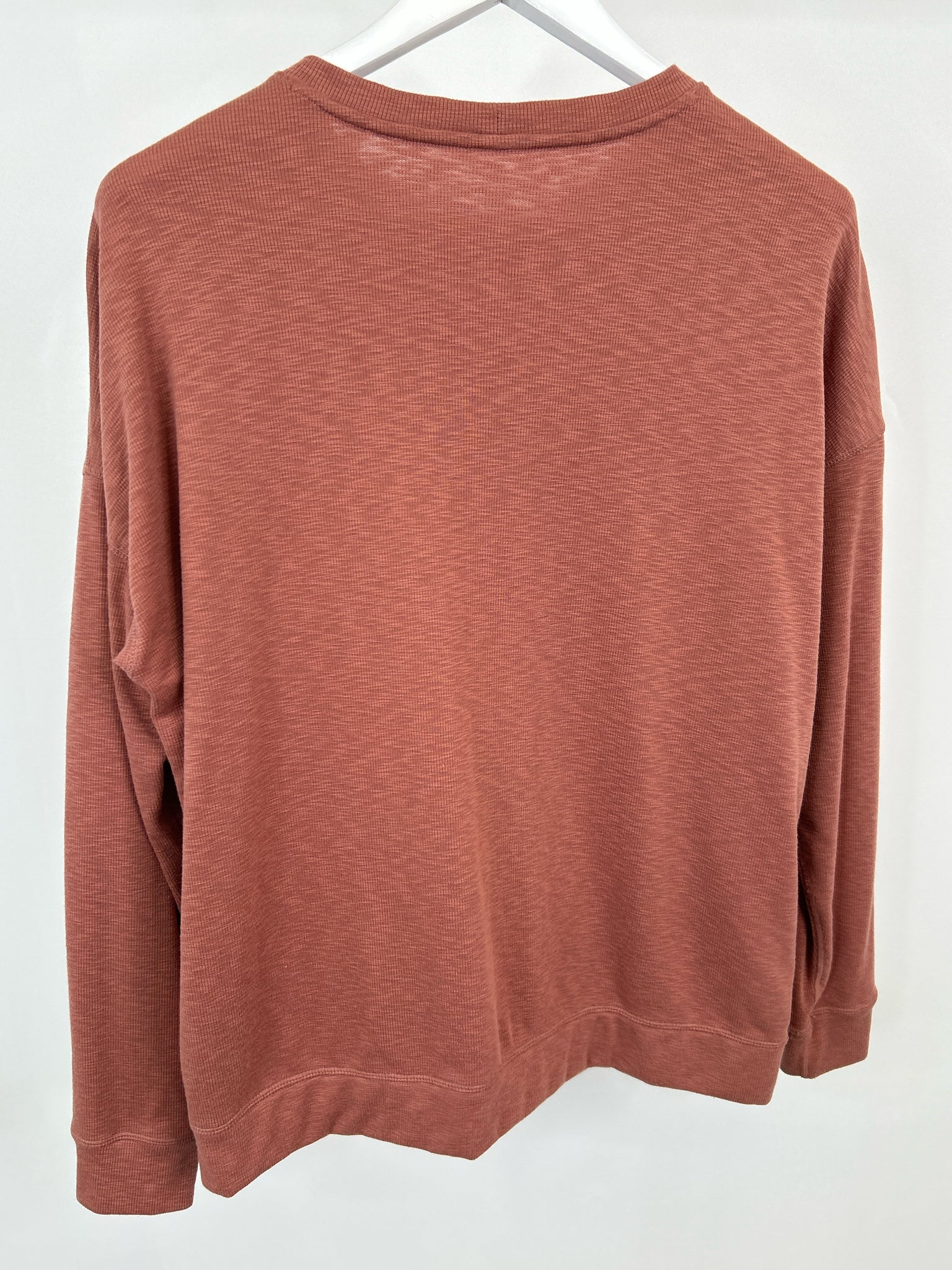 VUORI Size S/M RUST Women Top
