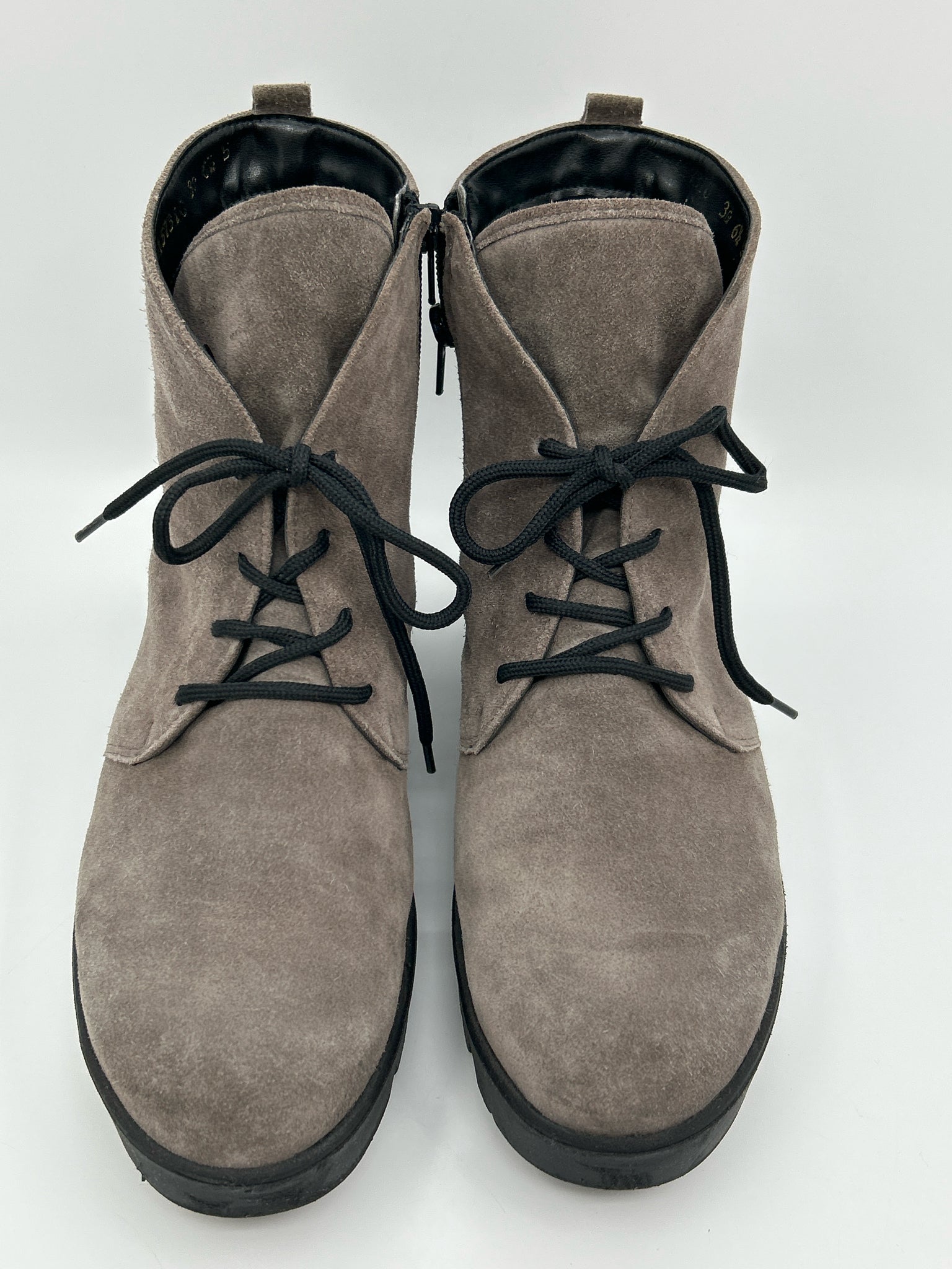 Waldlaufer Size 8.5 Grey Women Boots