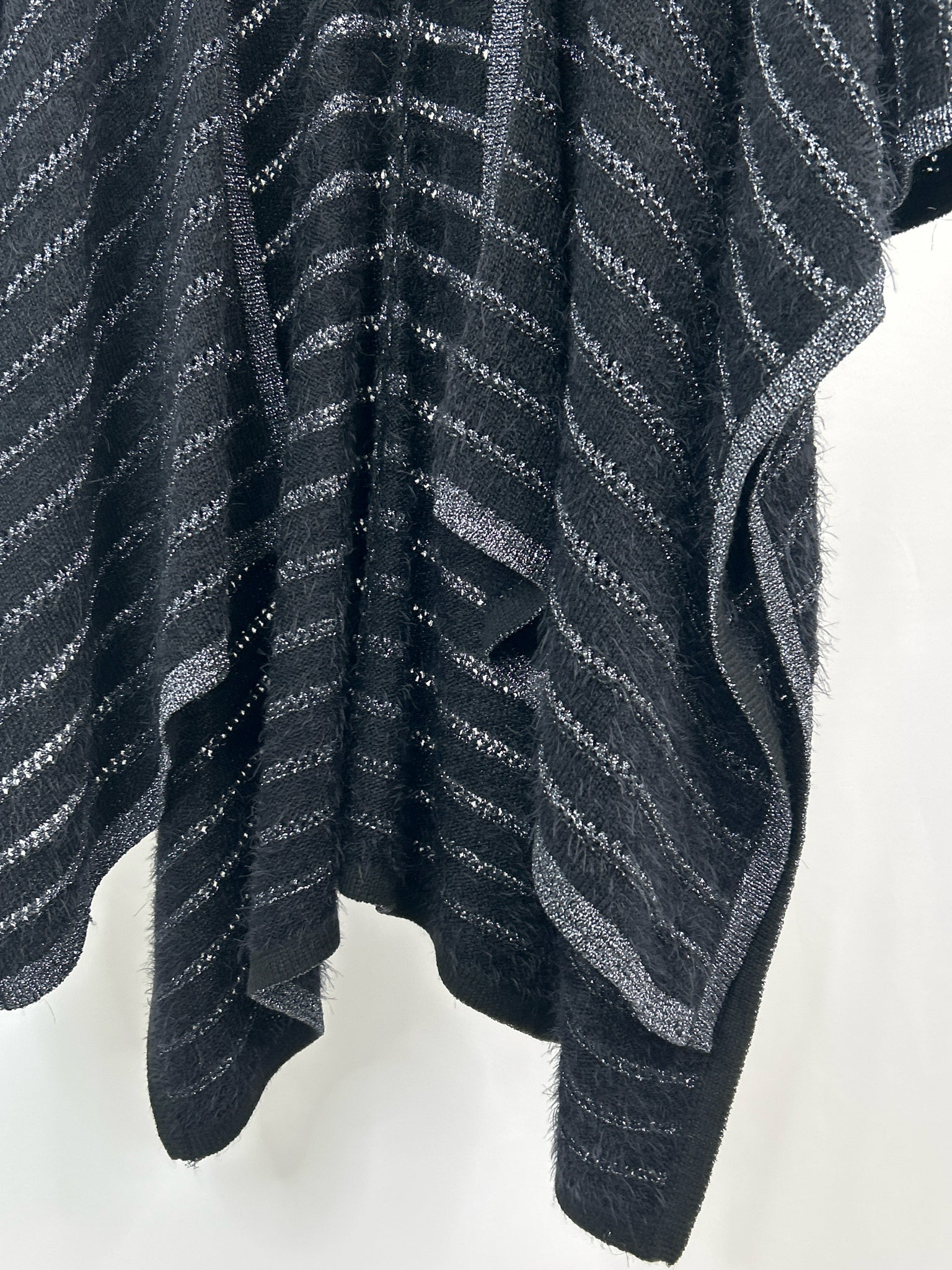 SOMA Size One Size Black and Silver Women Wrap
