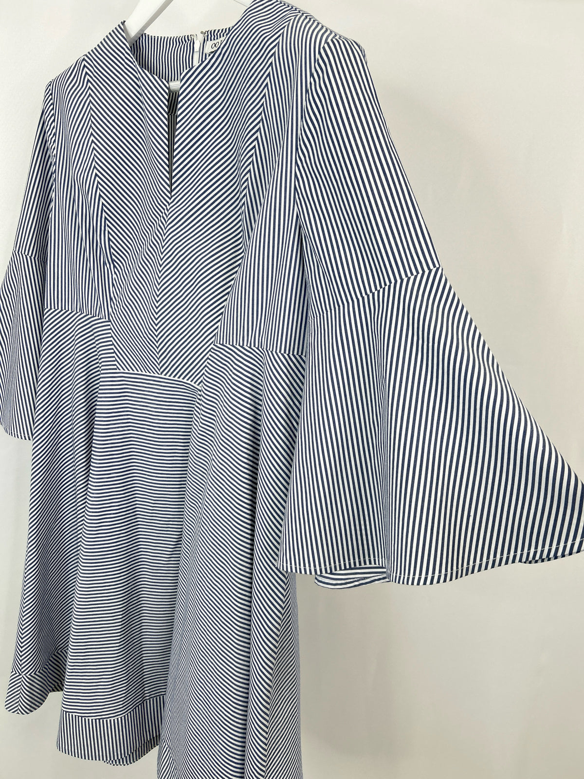 OO LA LA Size 12 blue and white Women Dress