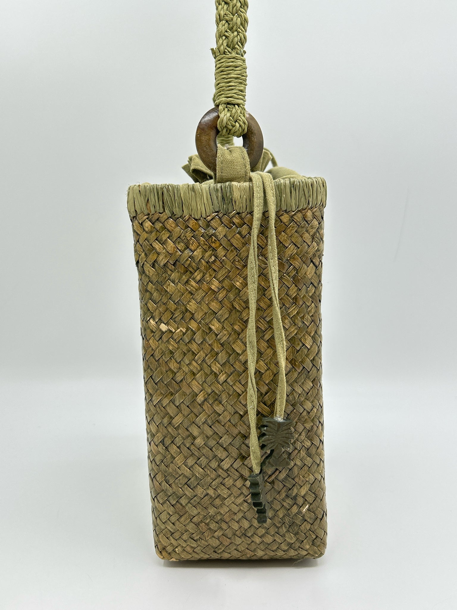 CAPPELLI Straworld NWT OLIVE Women Purse