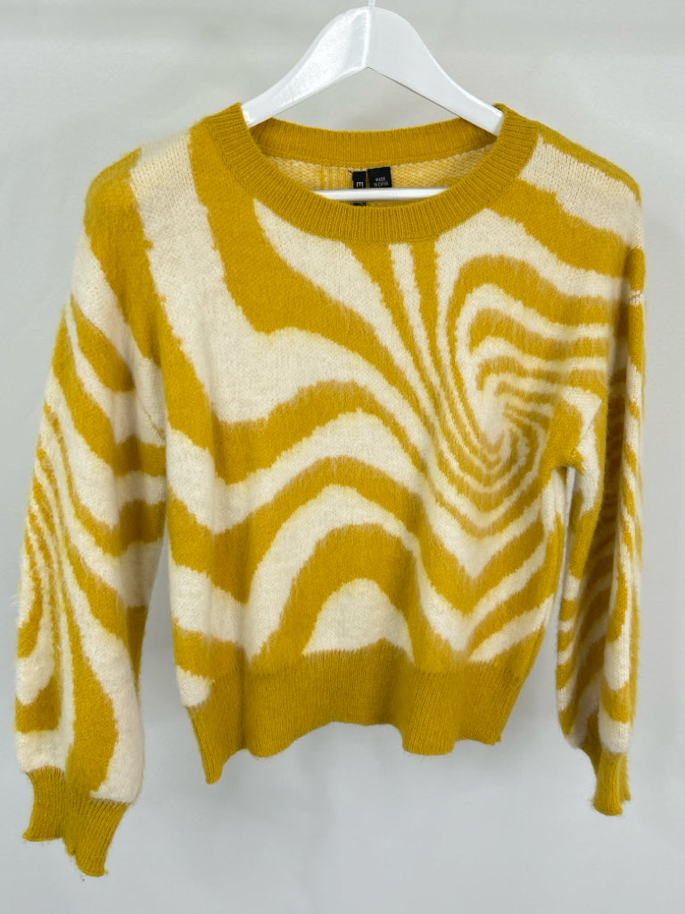 ETHYL Women Size M Yellow and White Sweater