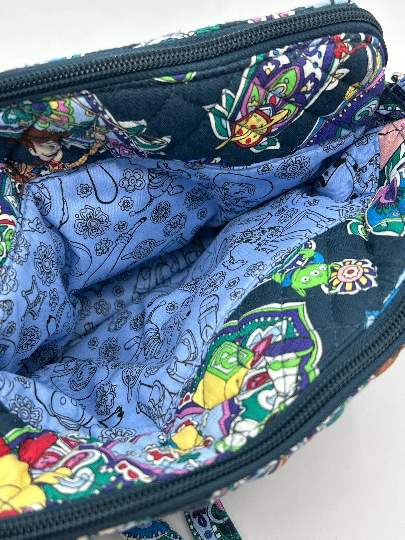VERA BRADLEY Navy Women Purse