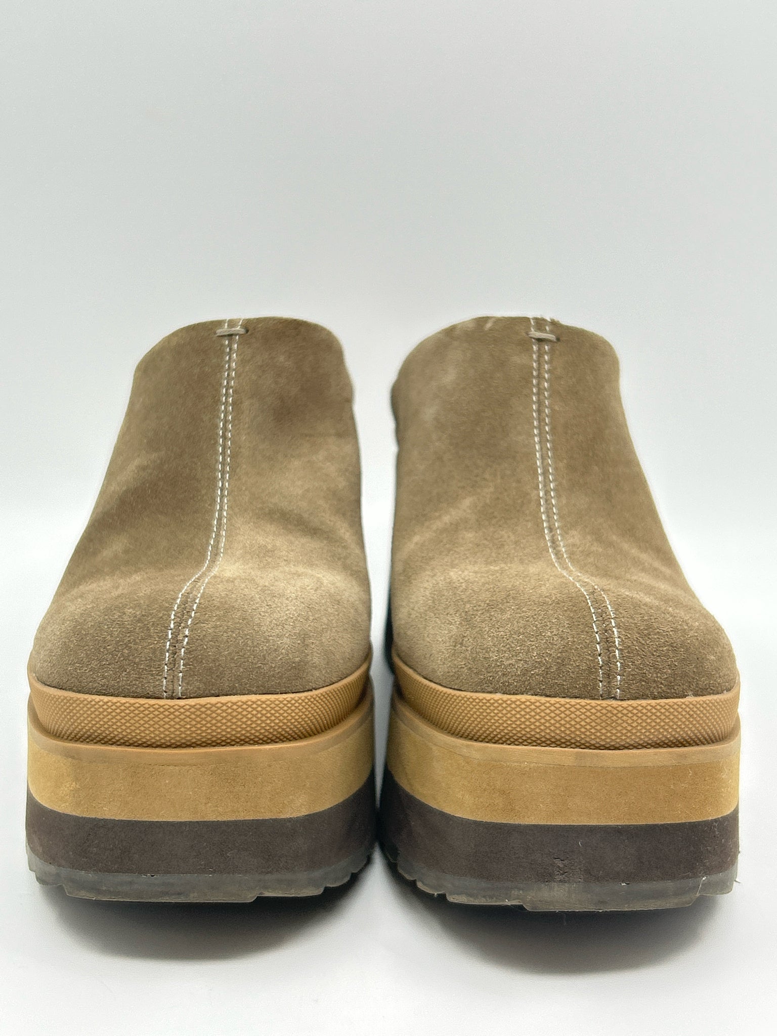 NAKED FEET Size 8M Grey Women Shoes