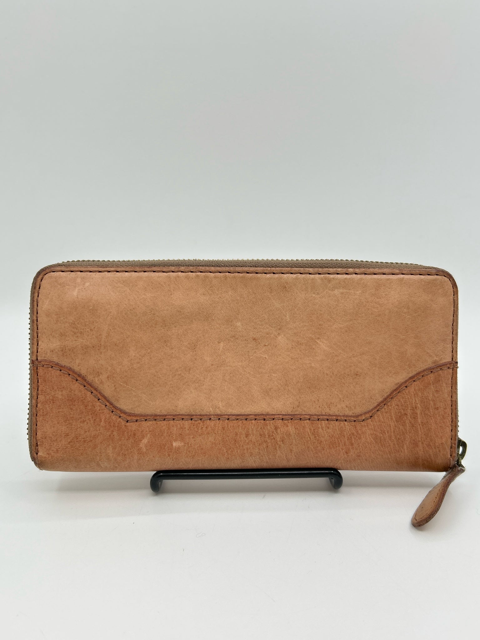 FRYE Natural Women Wallet