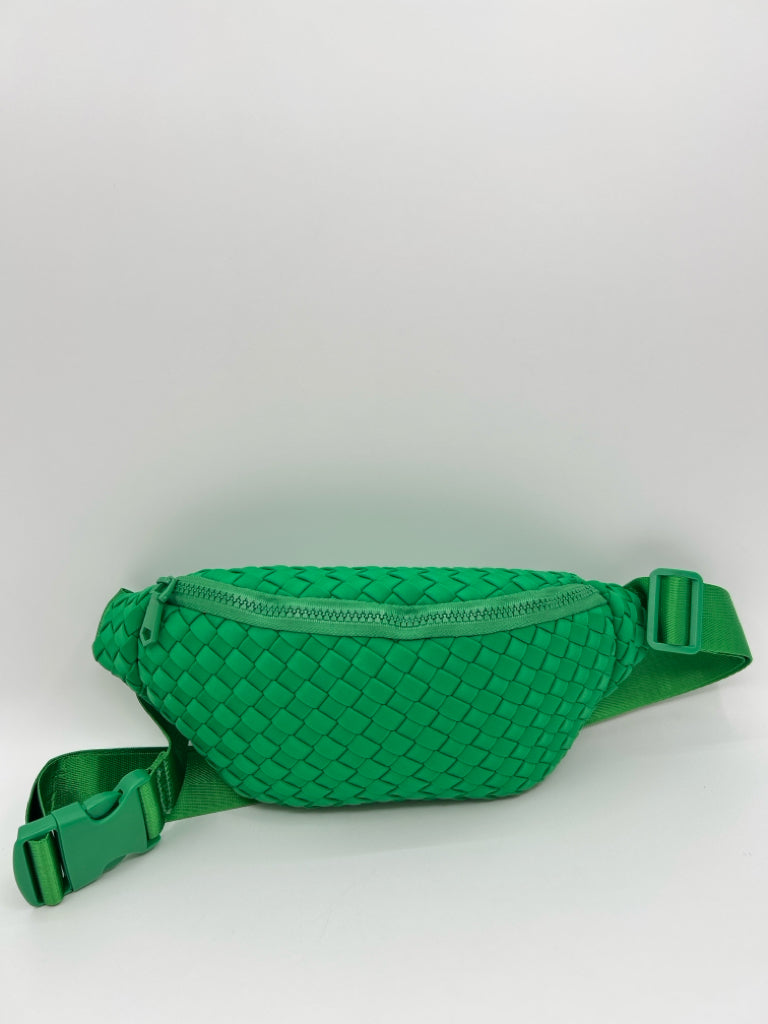 Sol and Selene Green Women's Purse
