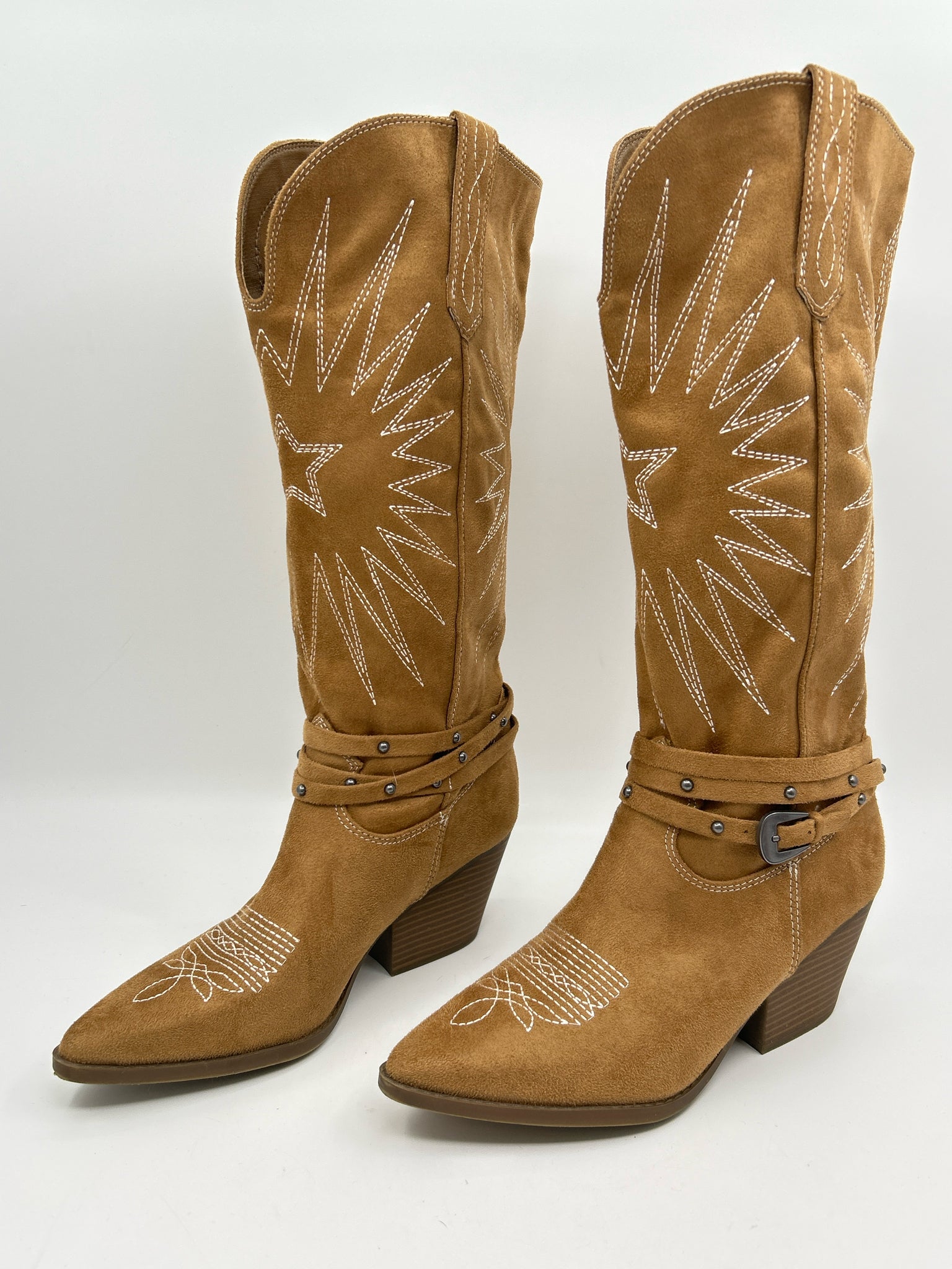 INDIGO RD Size 8.5M Camel Women Boots