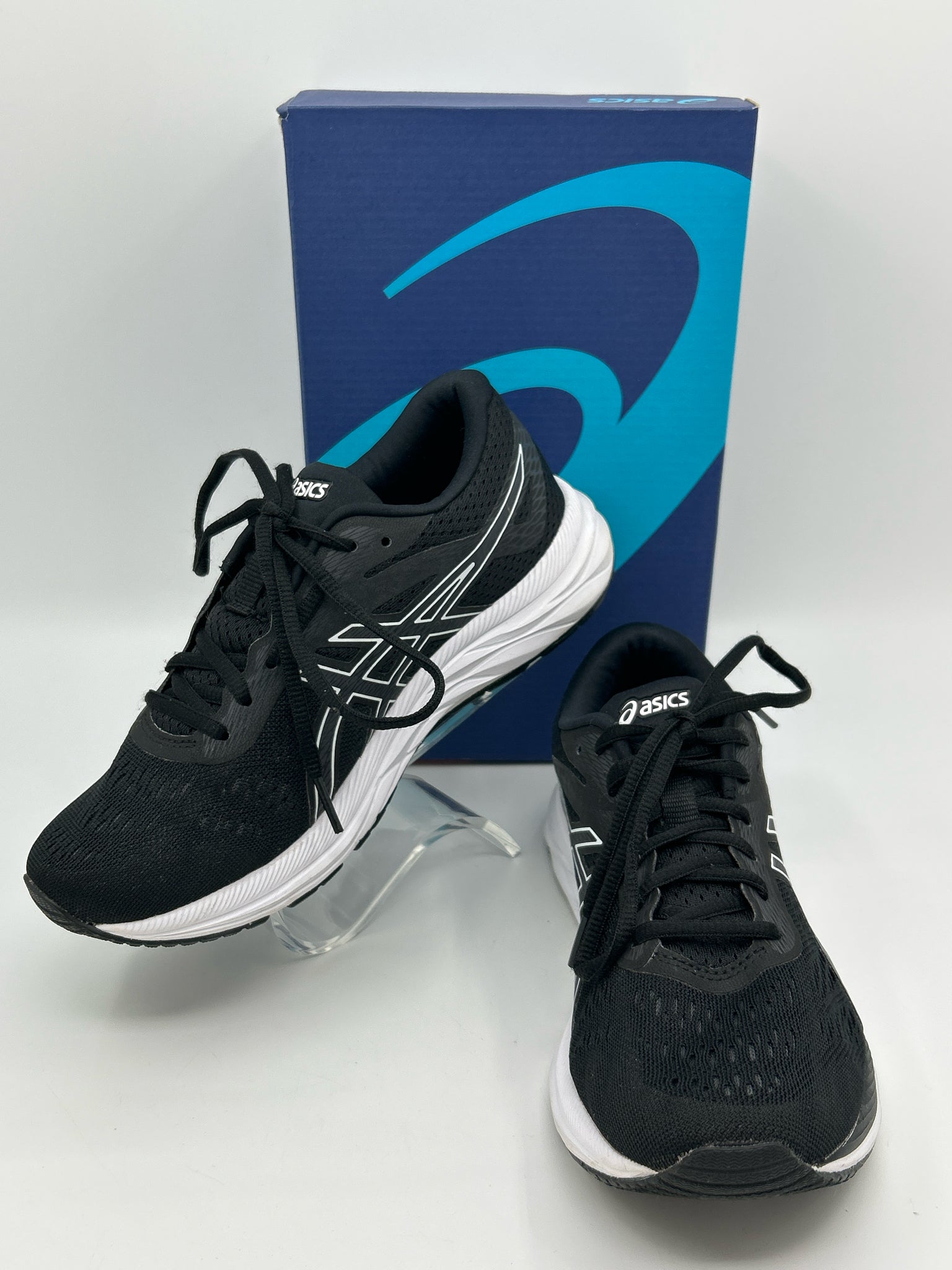ASICS Size 7 Black Women Sneakers