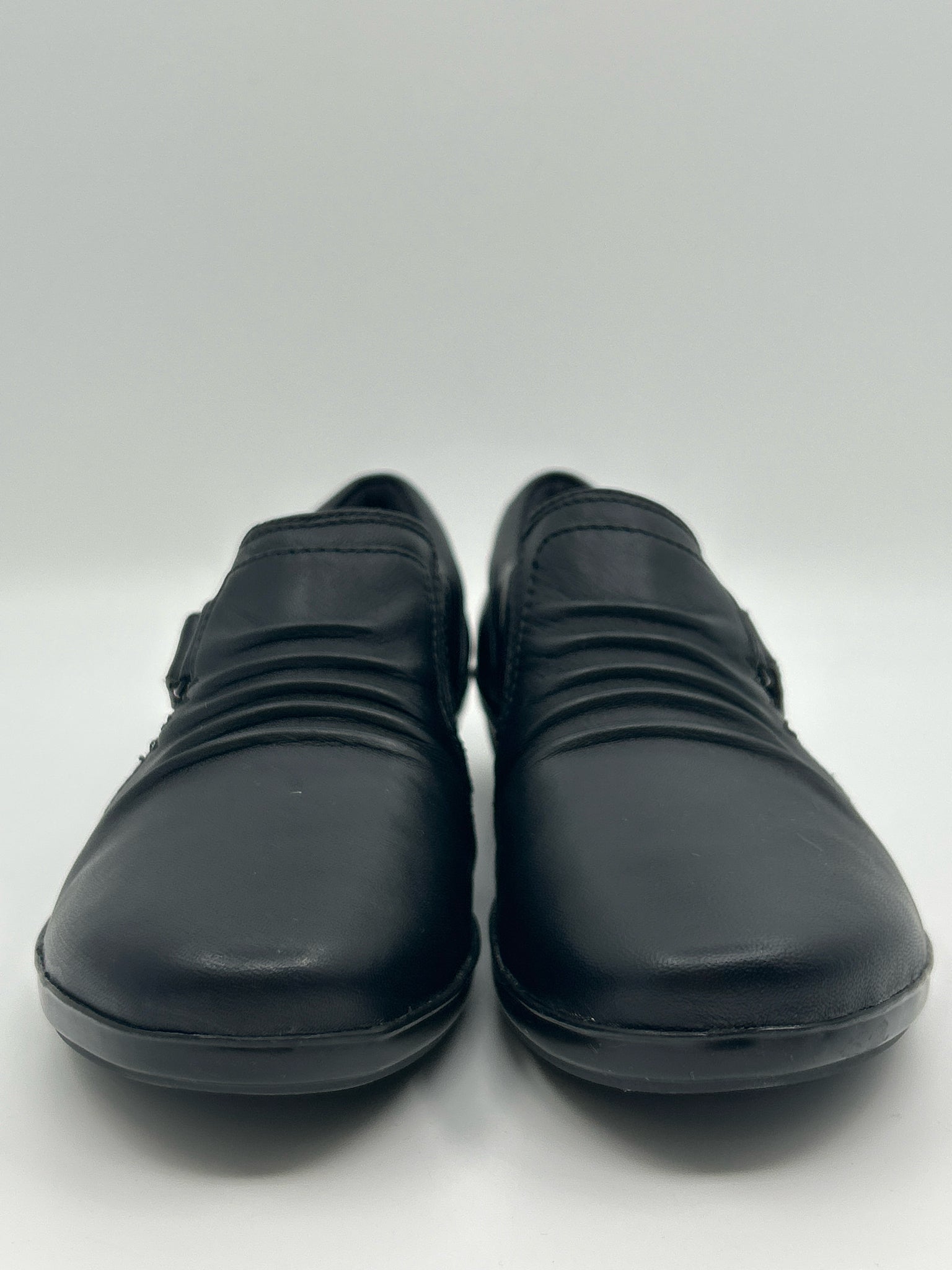 CLARKS Size 7 Black Women Shoes