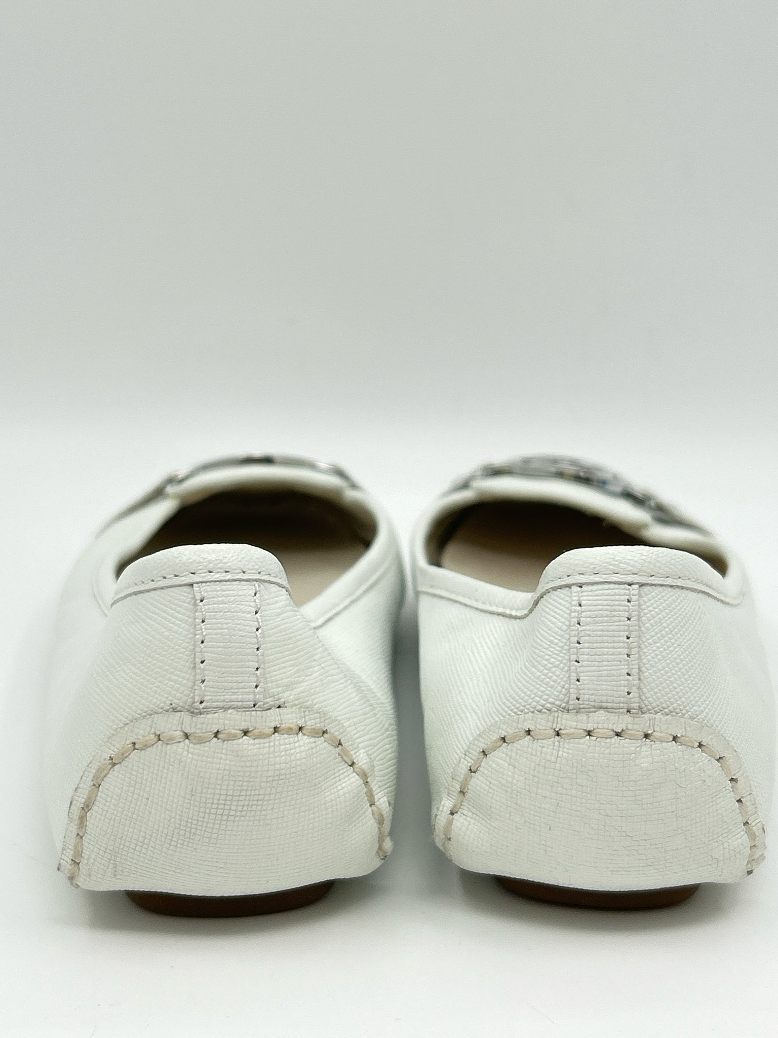 MICHAEL MICHAEL KORS Size 8M White Women Flats