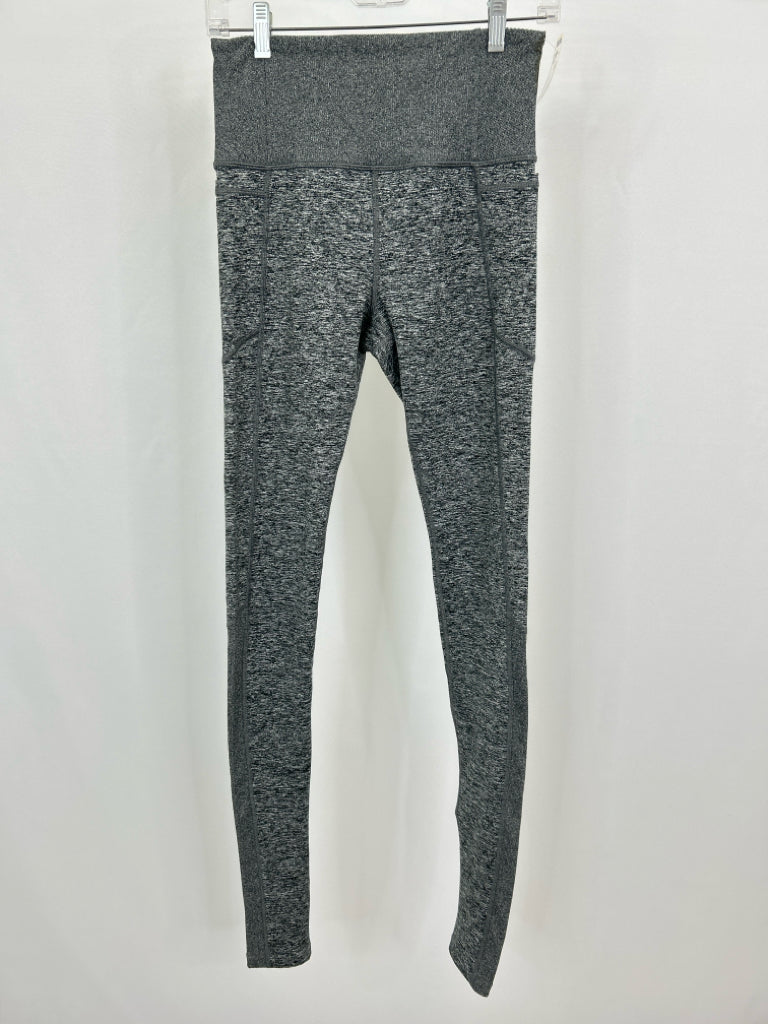 ATHLETA Women Size ST Grey & Black Workout