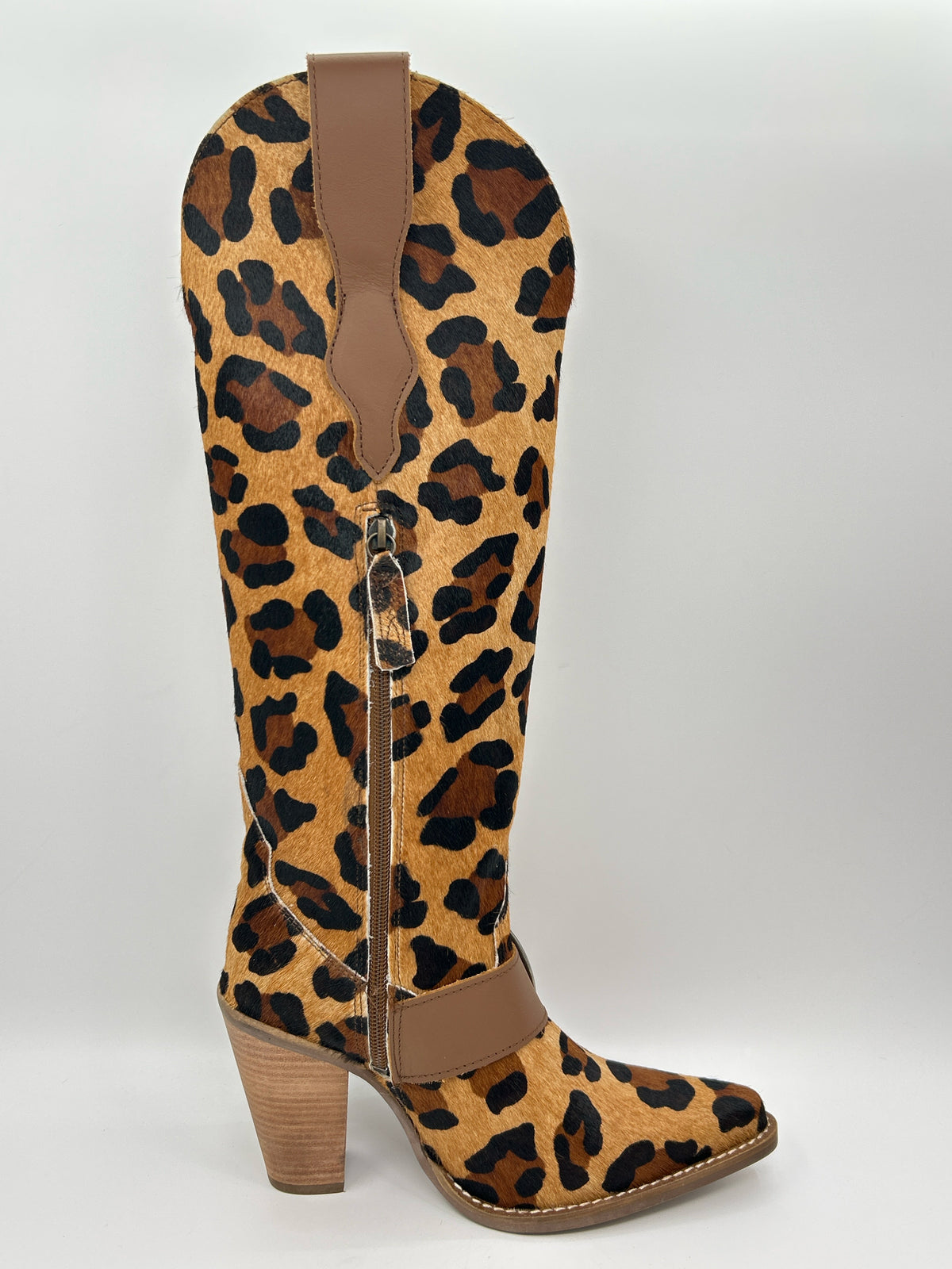 DINGO Size 7.5M LEOPARD Women Boots