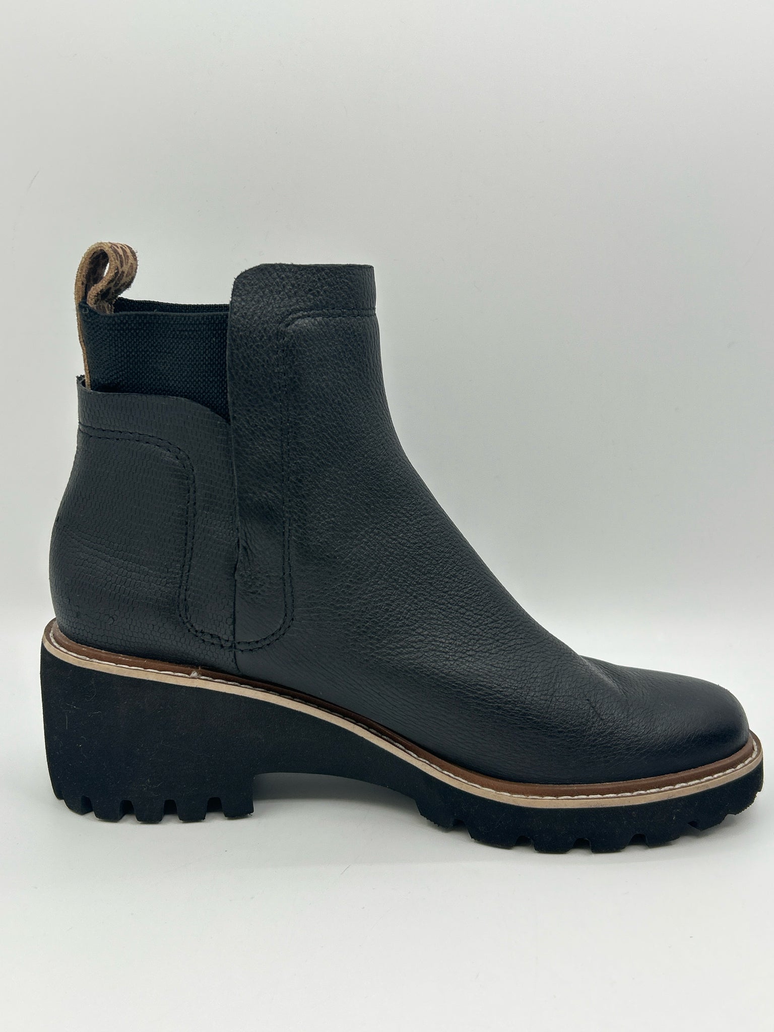 DOLCE VITA Size 9.5 Black Women Booties