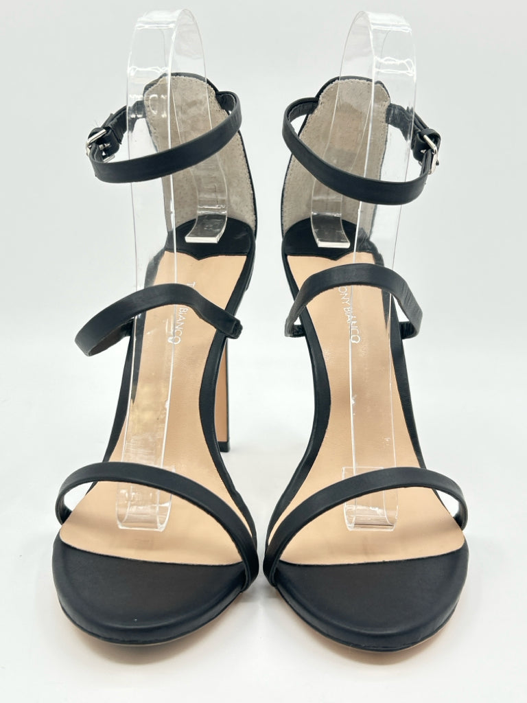 TONY BIANCO Size 9.5 Black Sandal NIB