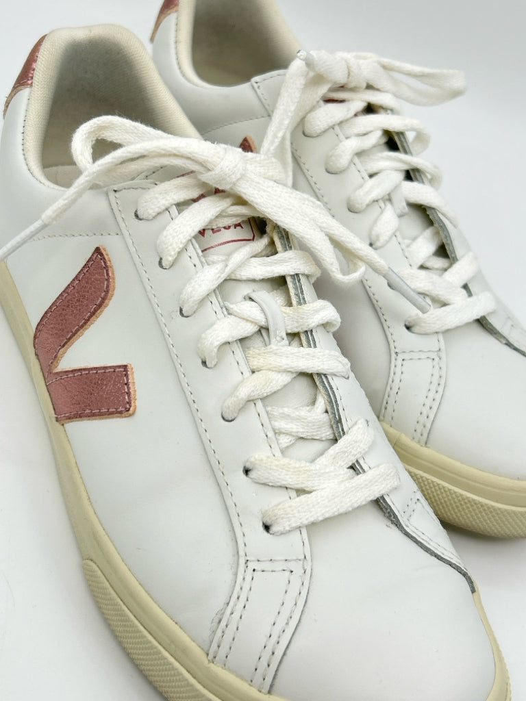 VEJA Women Size 8 White and PINK Sneakers