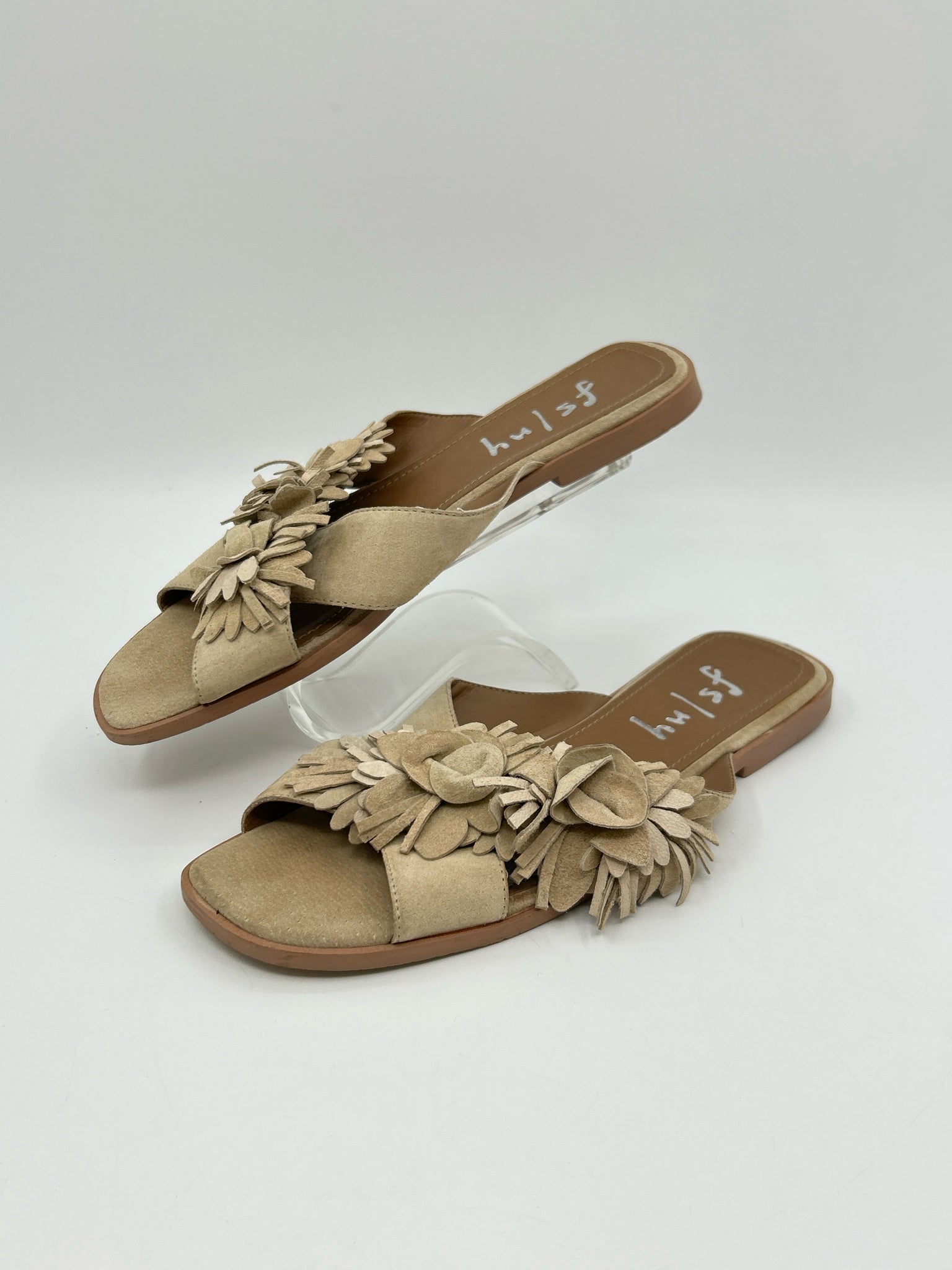 FS/NY Size 8.5 Beige Women Sandal