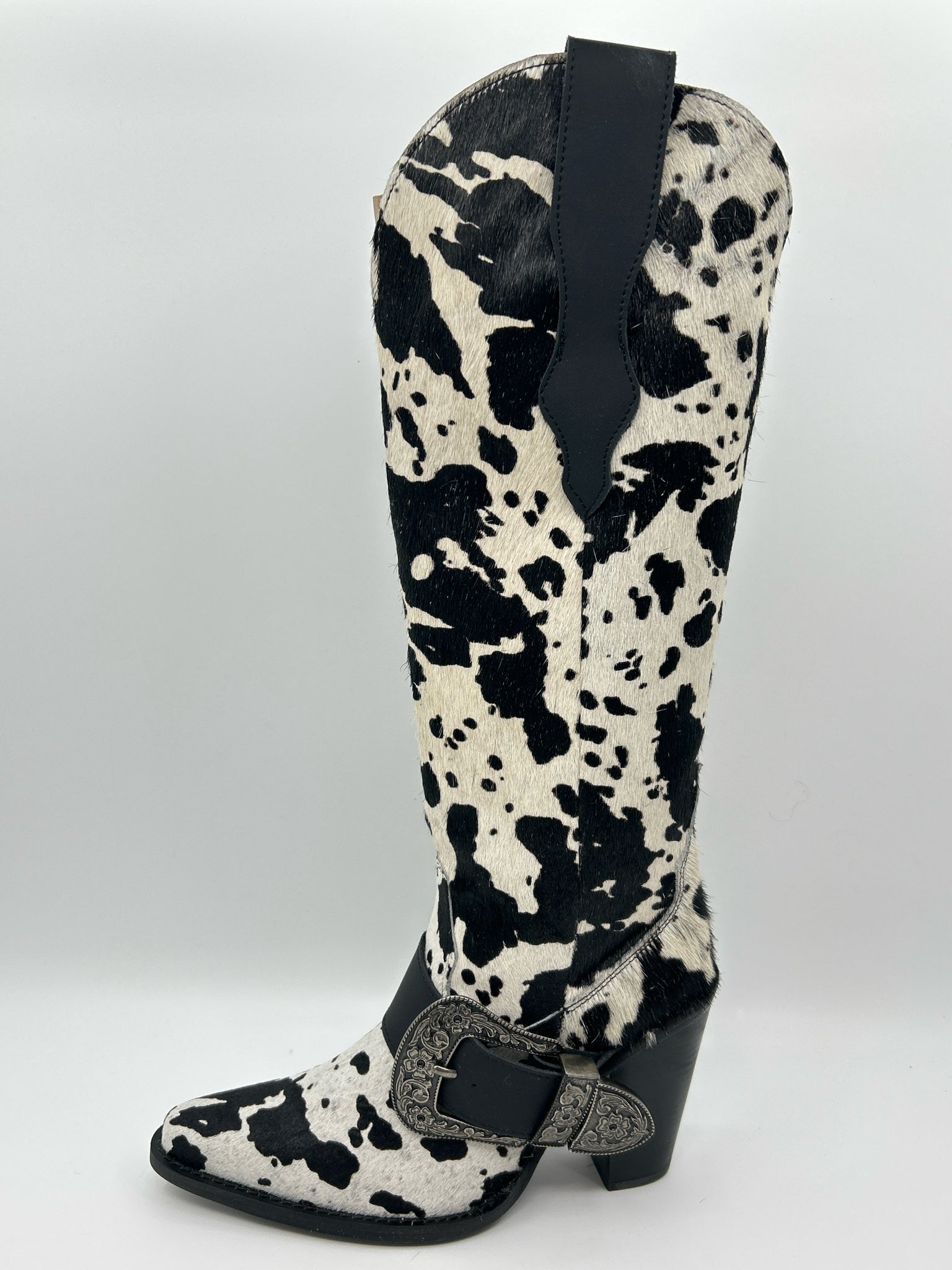 DINGO Size 7.5M Black and White Women Boots