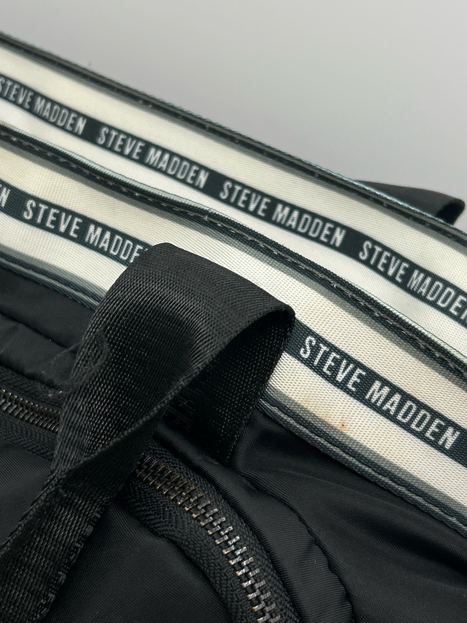 STEVE MADDEN Black Luggage