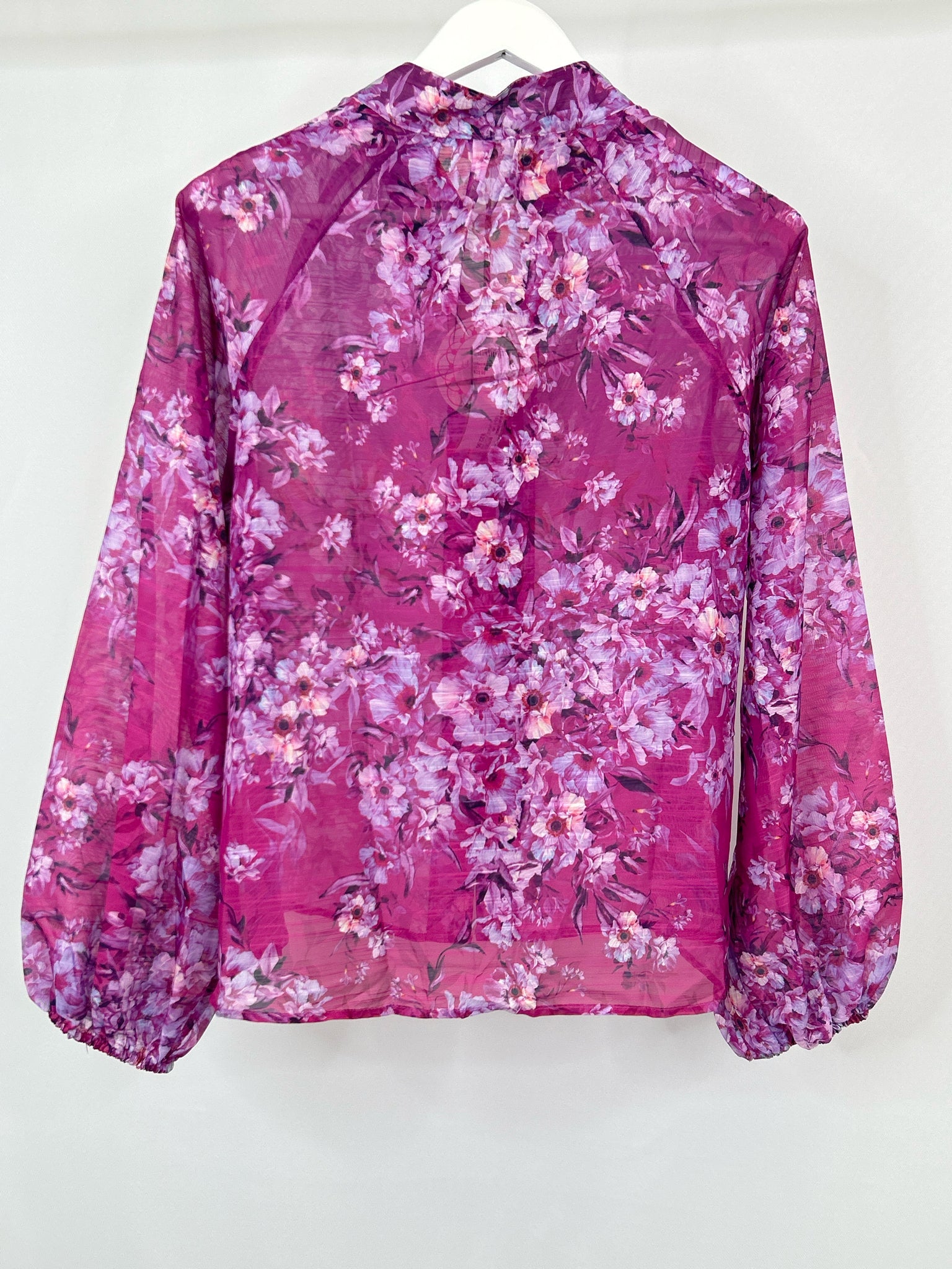 UMGEE Size M FUSCHIA FLORAL Women Blouse