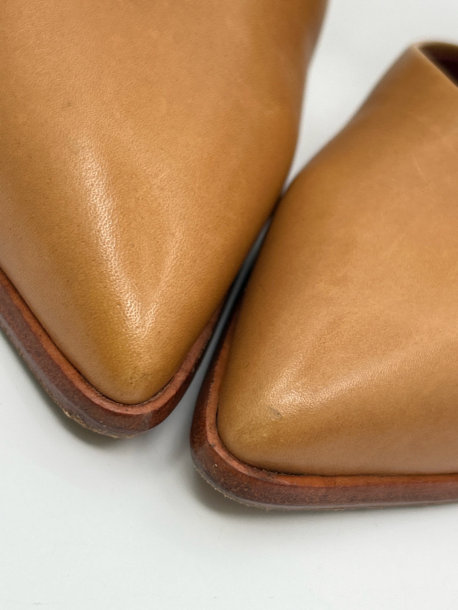 COACH Size 7B Tan Women Booties