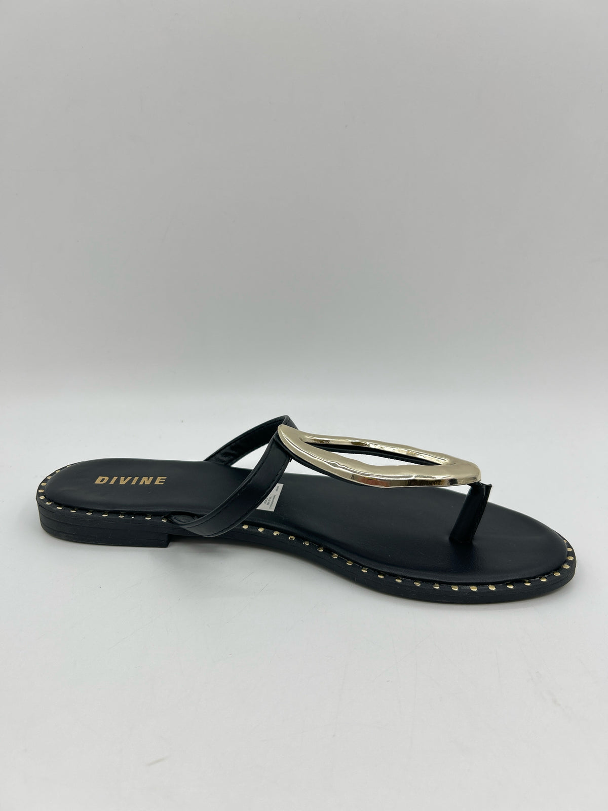 DIVINE Size 40/9 Black Women Sandal