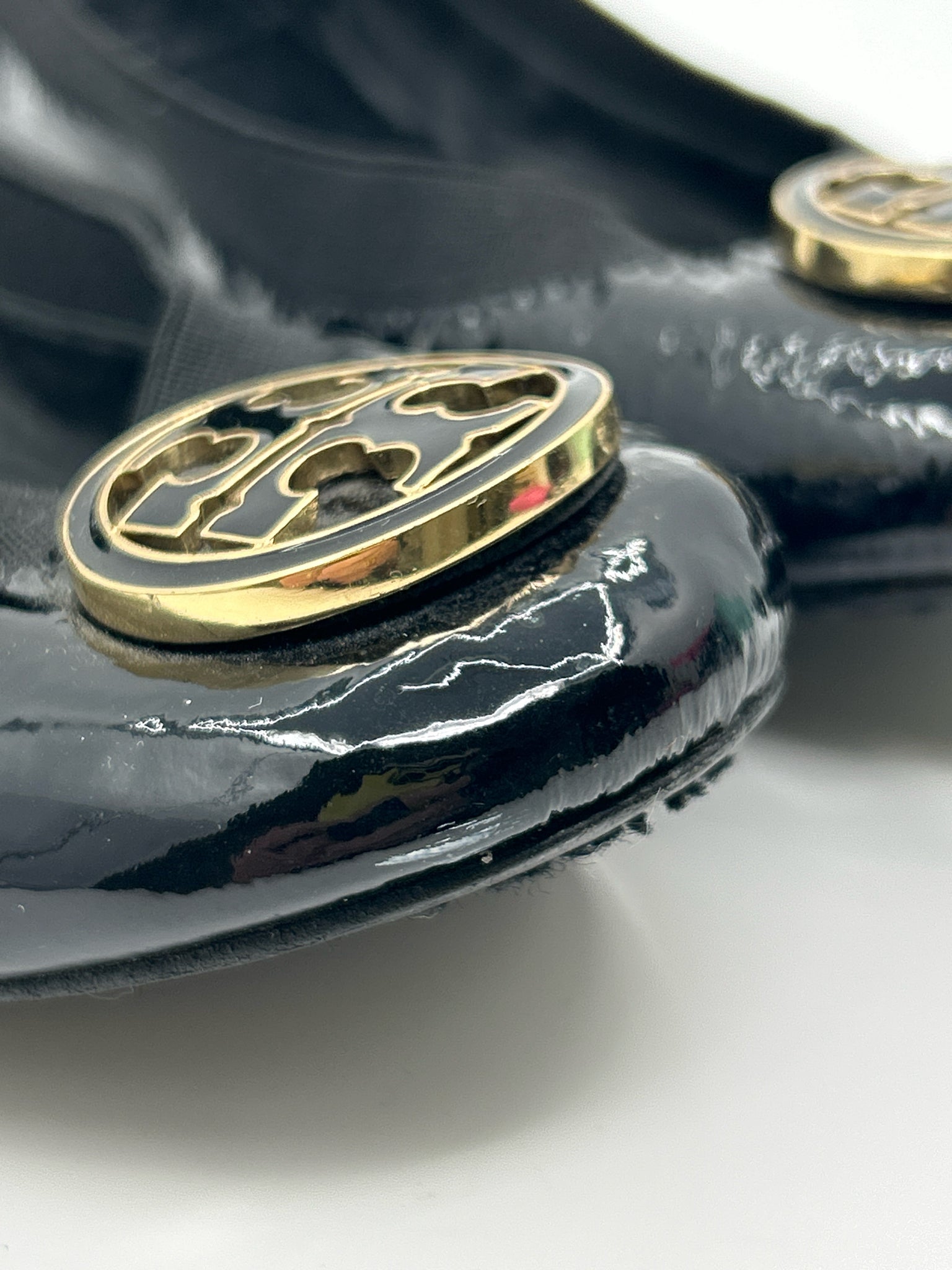 TORY BURCH Size 7M Black Women Flats