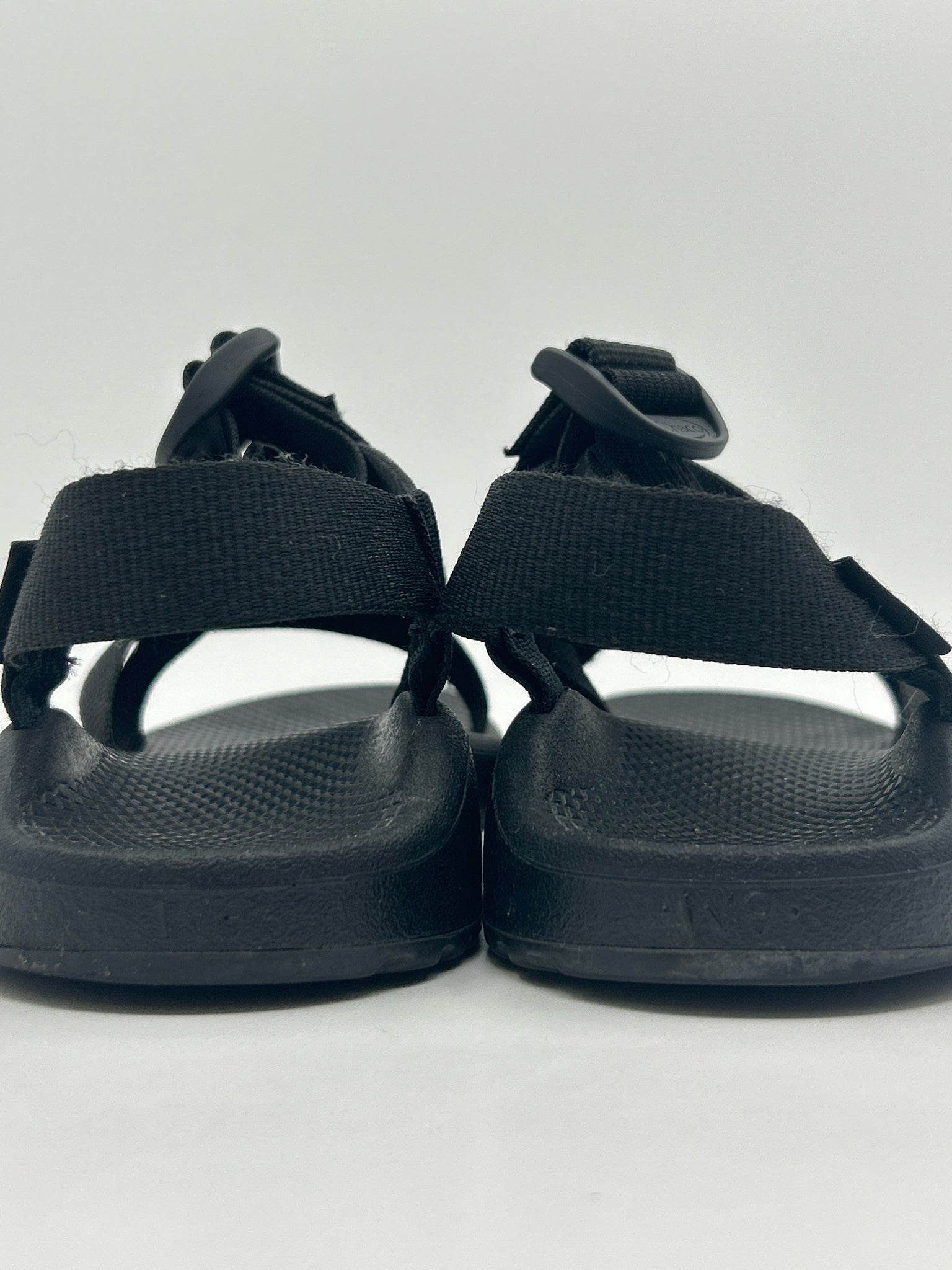 CHACO Size 9 Black Women Sandal