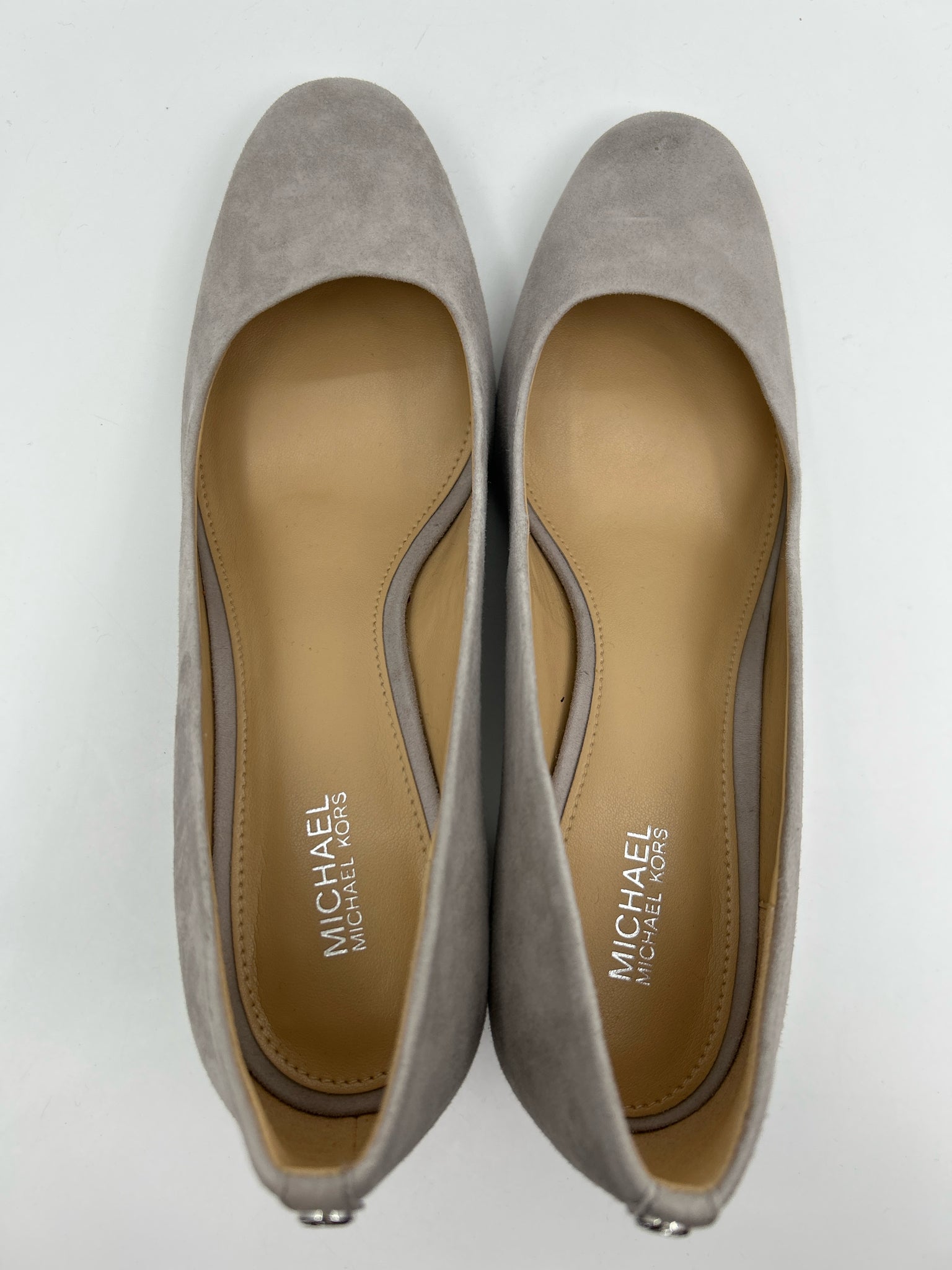 MICHAEL MICHAEL KORS Size 8M Grey Women Pumps