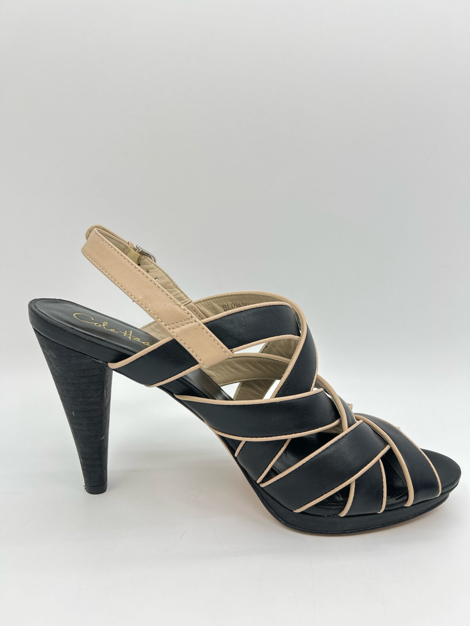 COLE HAAN Size 10.5B black and cream Women Sandal