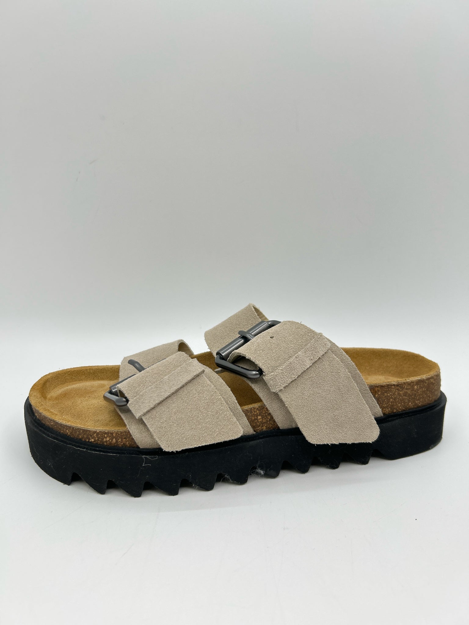 Mikuta Size 39 Beige Women Sandal