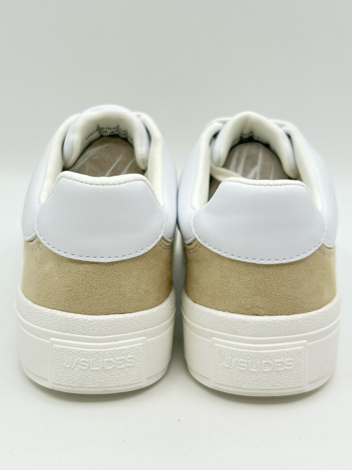 J/Slides Size 8M White and Sand Women Sneakers